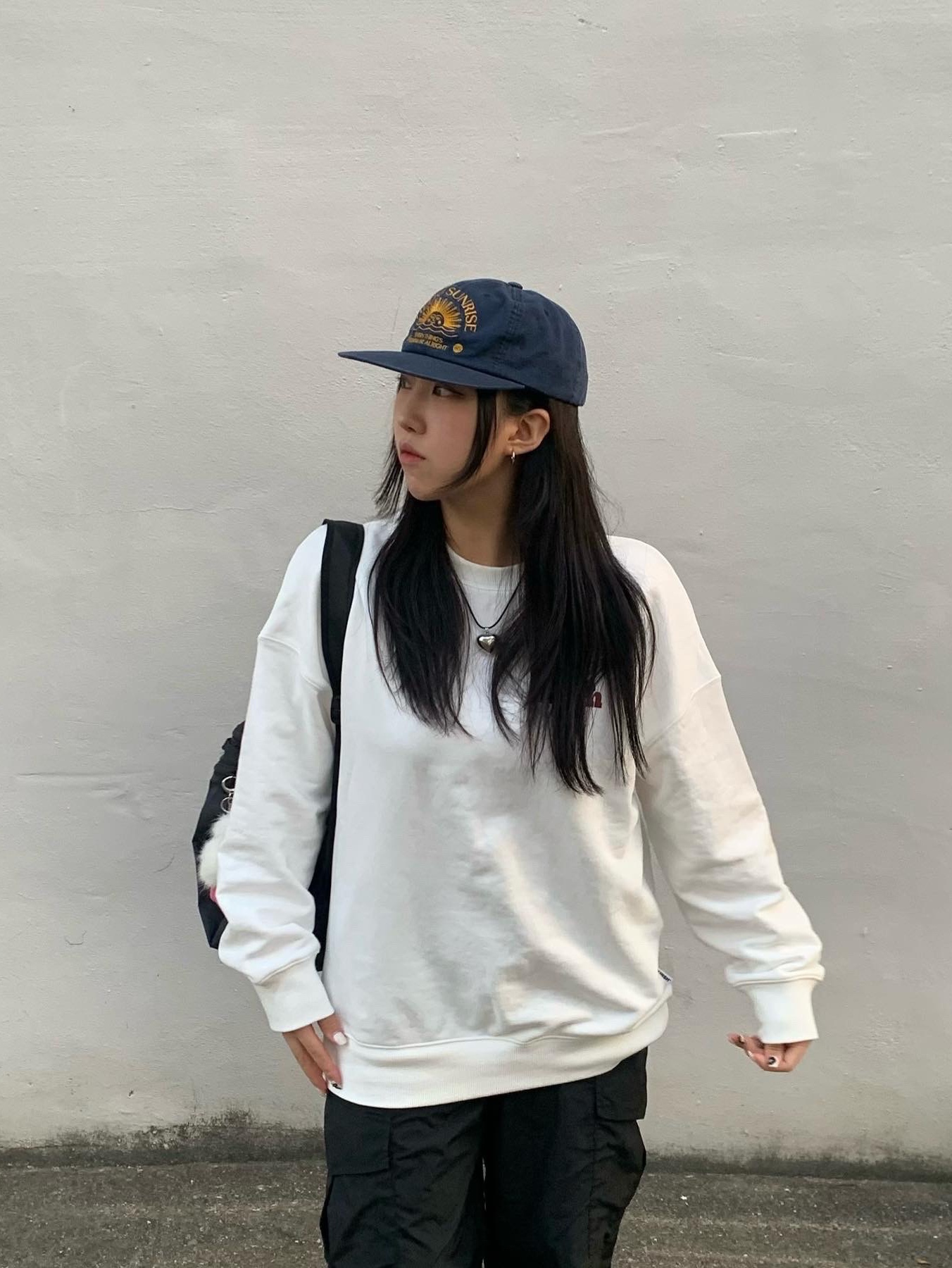 Arc'teryx Heliad 15 Backpack Black, (W) Keen Jasper Rocks SP Sneakers Beige 착용 스타일 - 5
