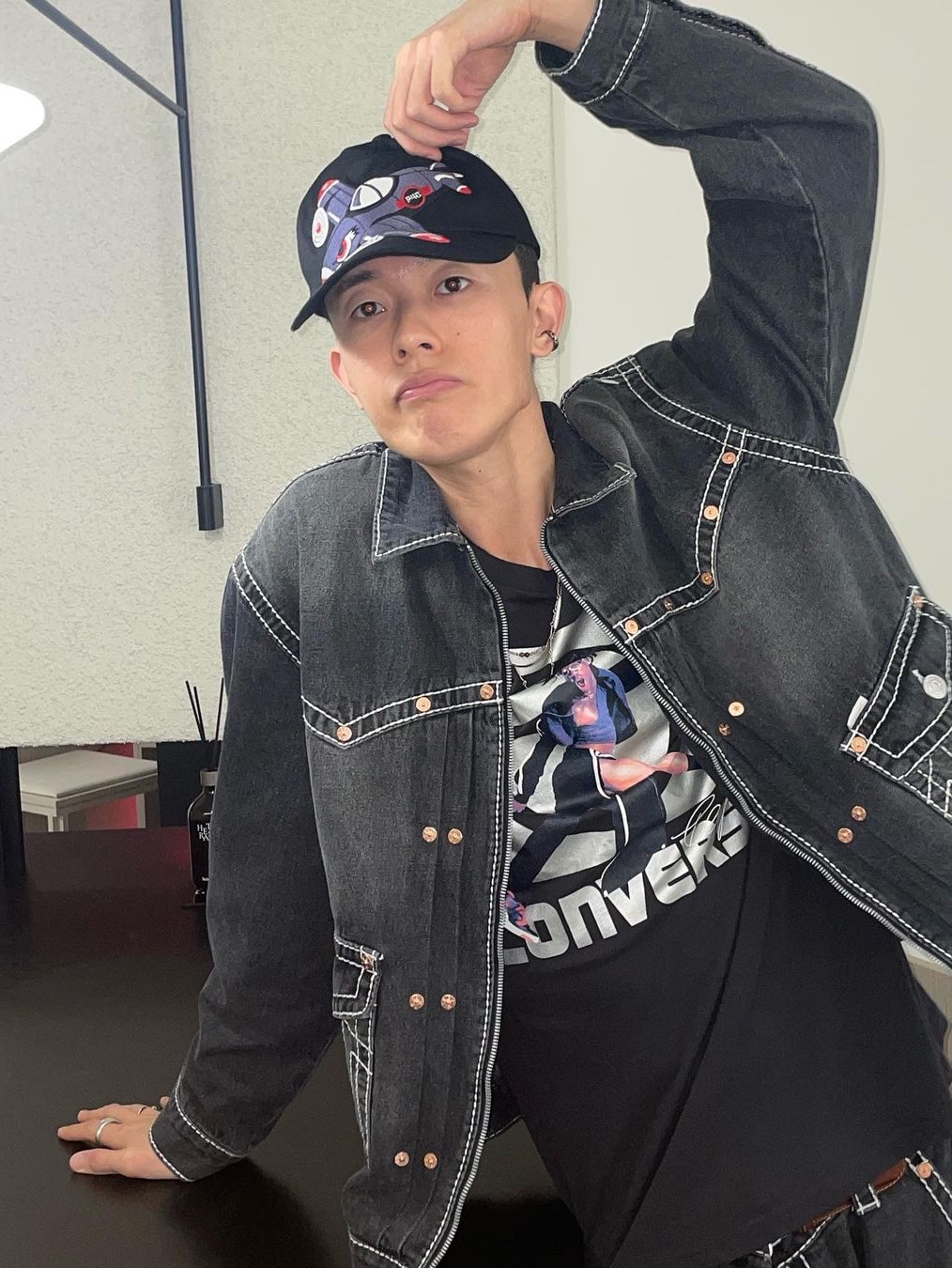 True Religion x Fetch Denim Jacket Black 착용 스타일