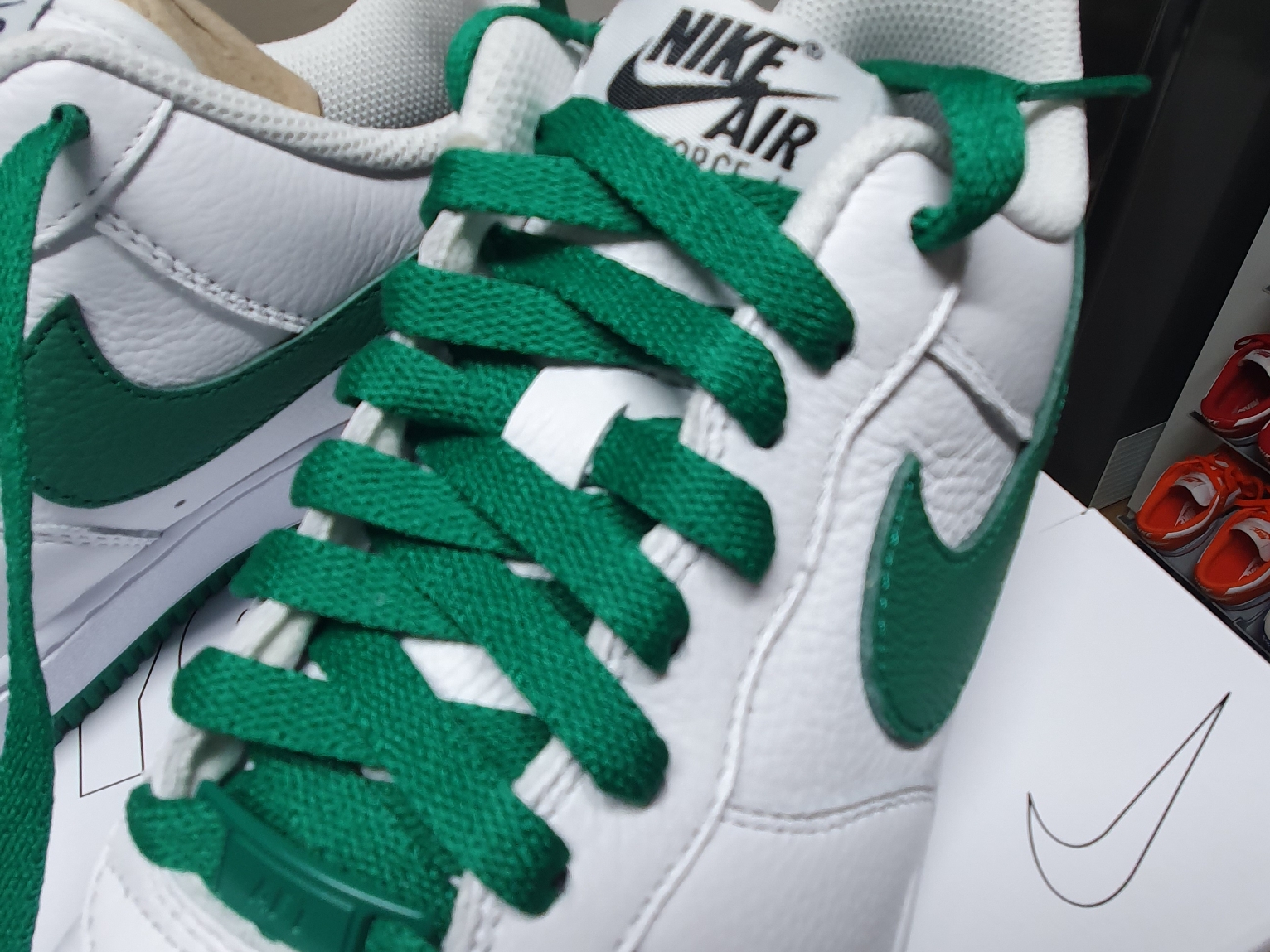 Nike Air Force 1 '07 Low White 착용 스타일 - 3