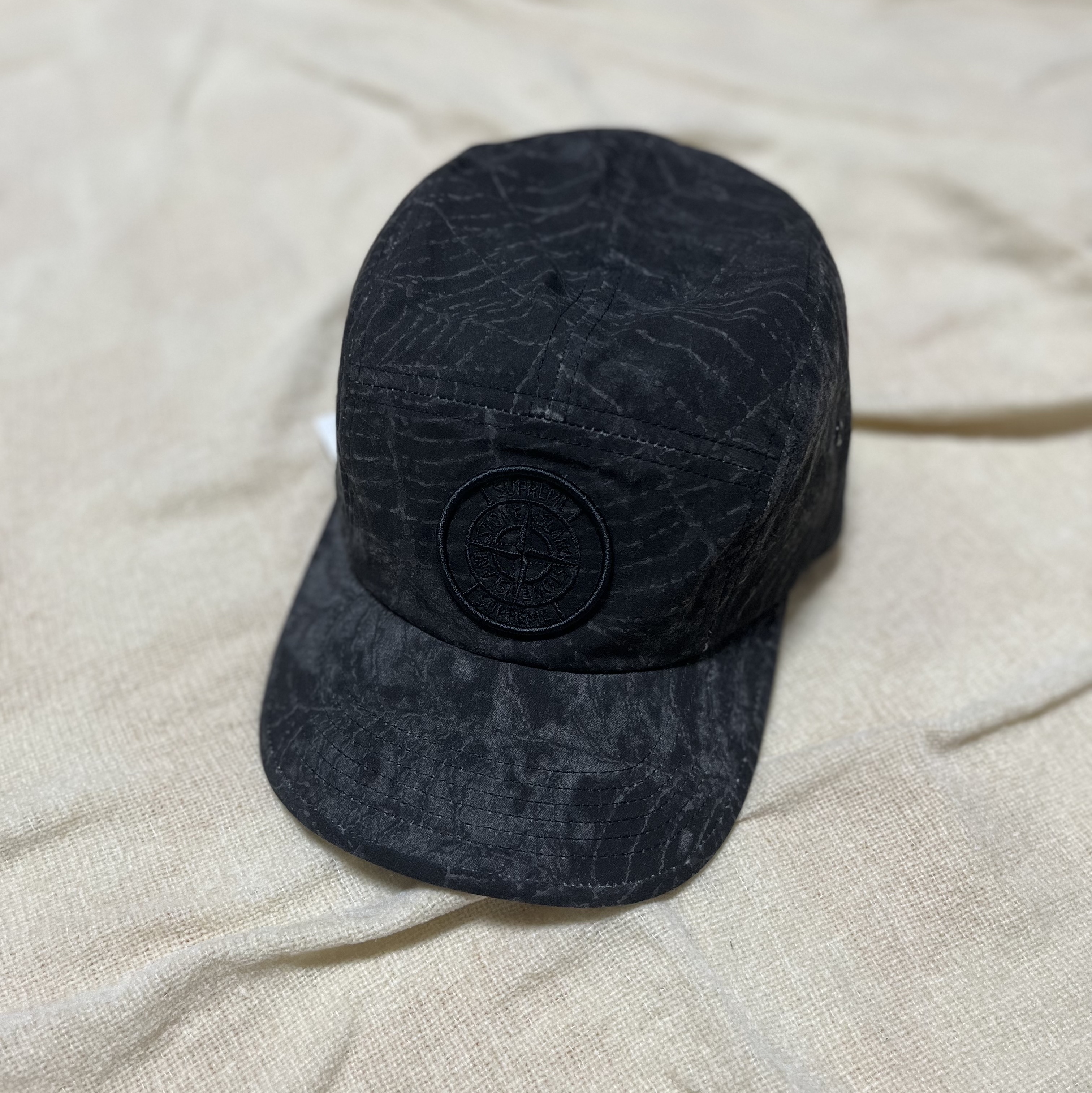 Supreme x Stone Island Camp Cap Black - 23FW 착용 스타일 - 1