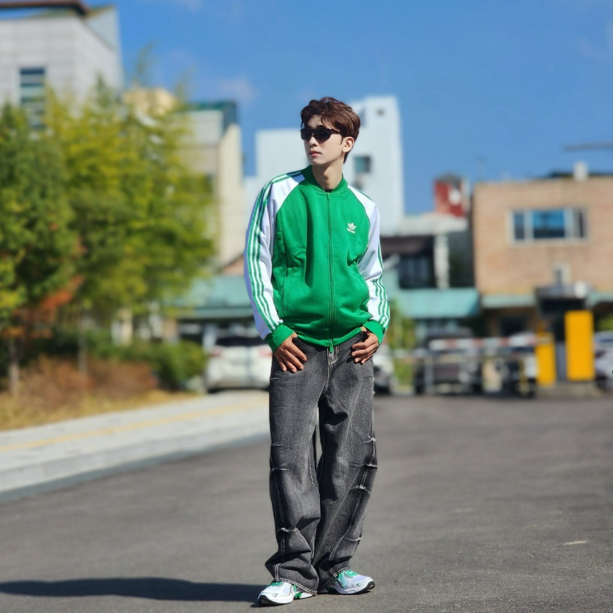 Stussy x Born X Raised Handstyles T-Shirt Black, Asics Gel-1130 White Pure Silver - Folder Exclusive 착용 스타일 - 1
