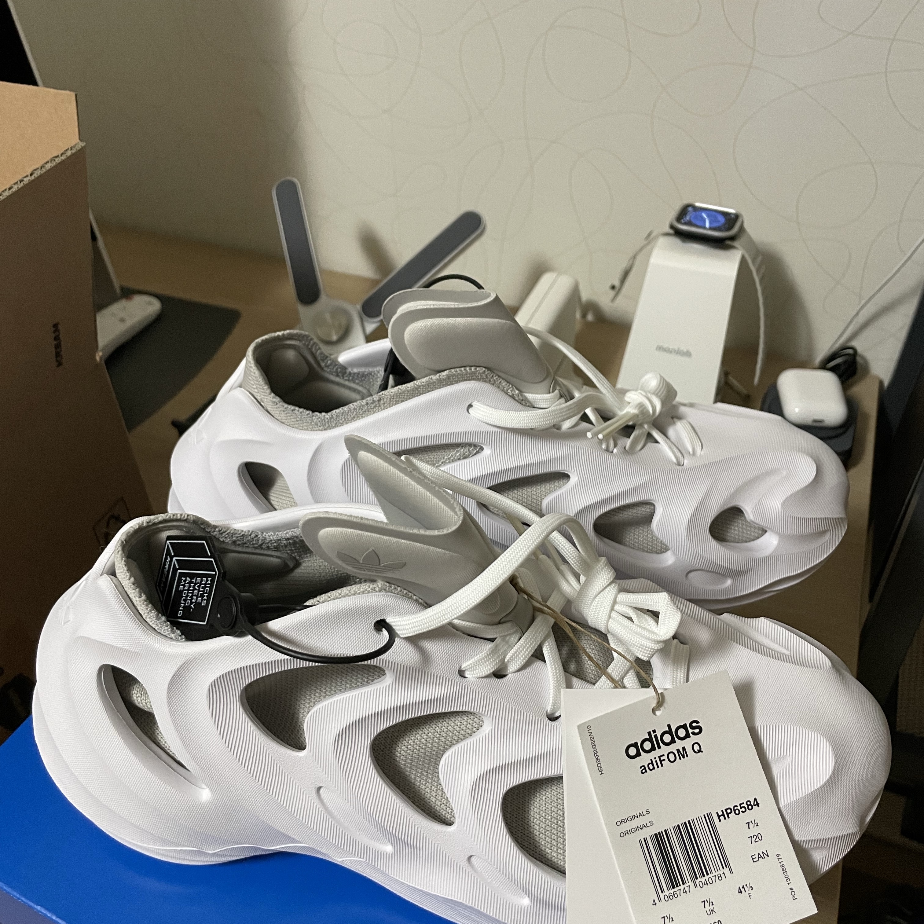 Adidas Adifom Q Cloud White Grey 착용 스타일