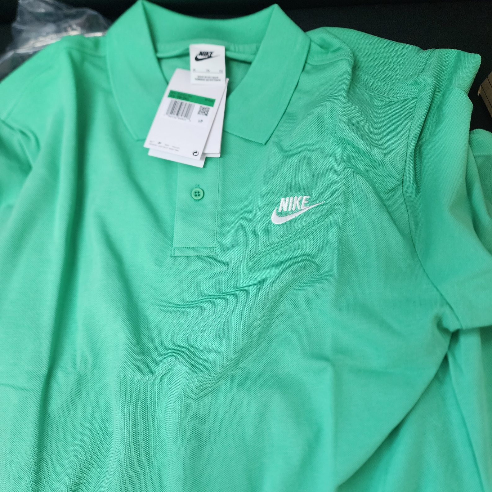 Nike NSW Polo Spring Green - Asia 착용 스타일