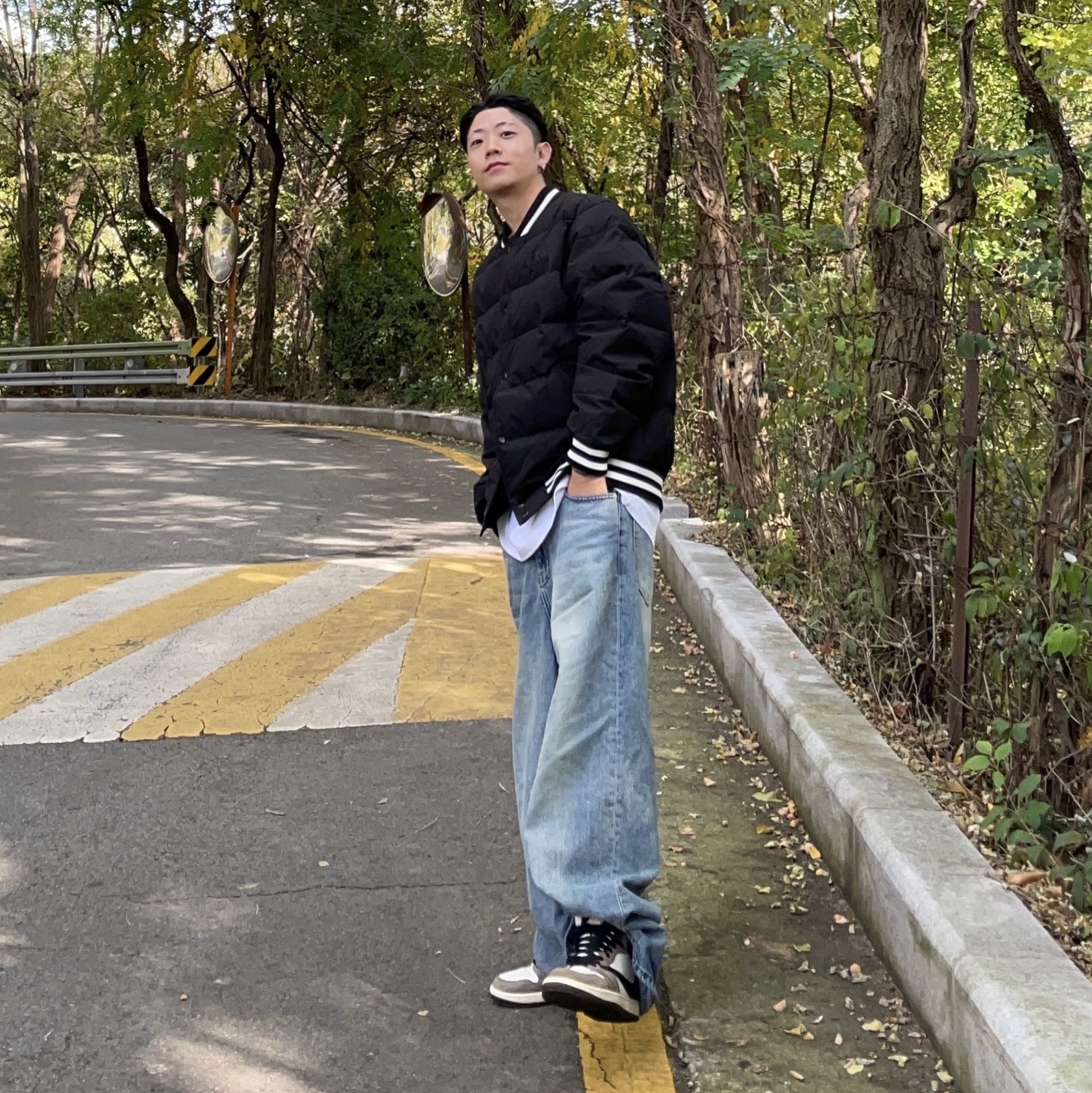 Jordan 1 x Travis Scott Retro High OG SP Mocha 착용 스타일
