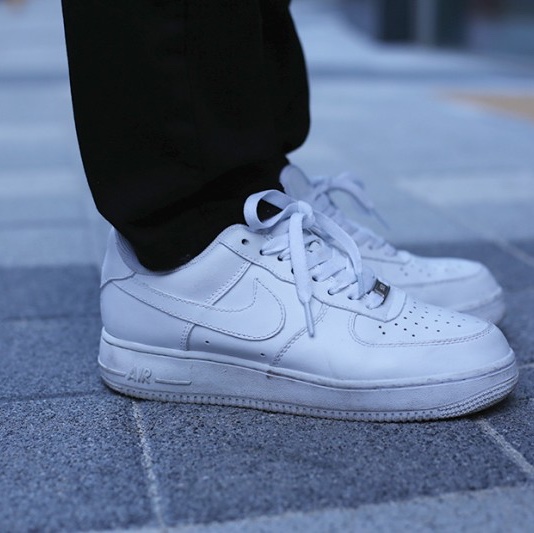 Nike Air Force 1 '07 Low White 착용 스타일