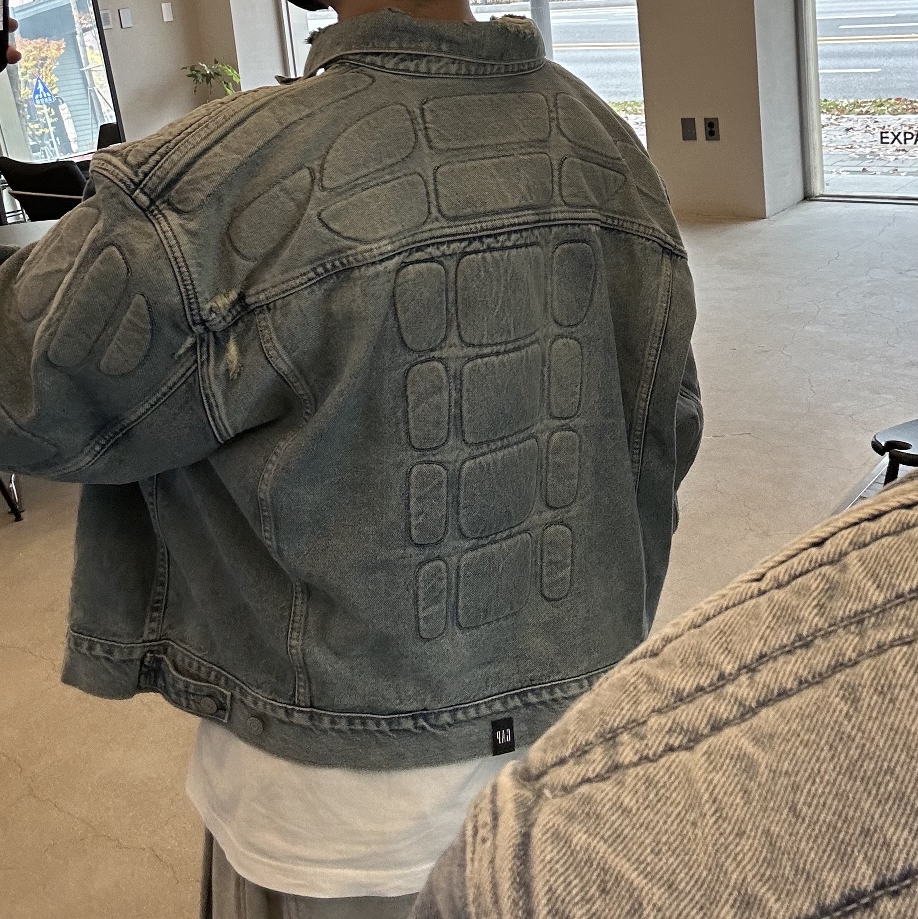 Yeezy Gap Engineered By Balenciaga Padded Denim Jacket Blue, Nike x Drake Nocta Air Force 1 Low SP Certified Lover Boy White 착용 스타일 - 3