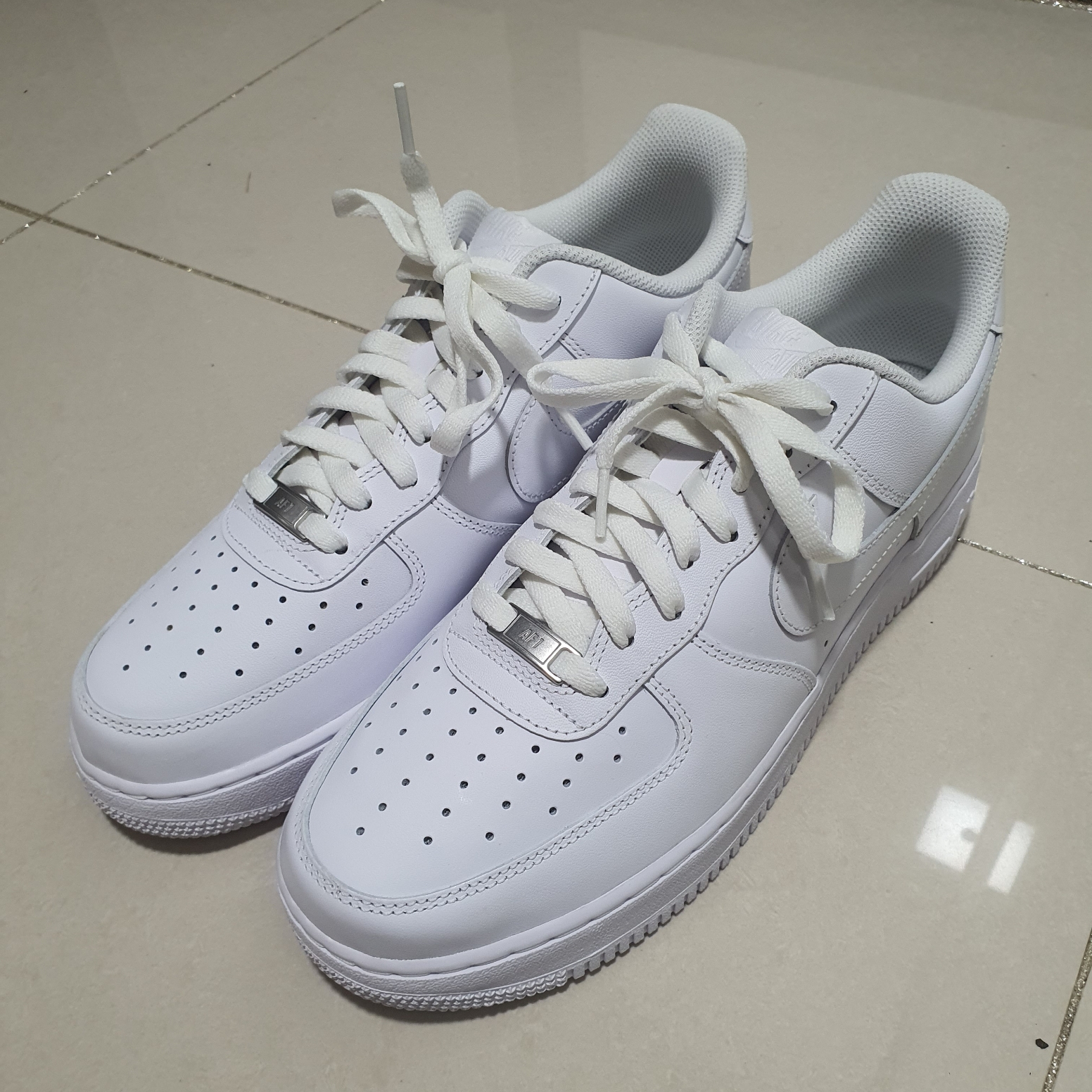 Nike Air Force 1 '07 Low White 착용 스타일