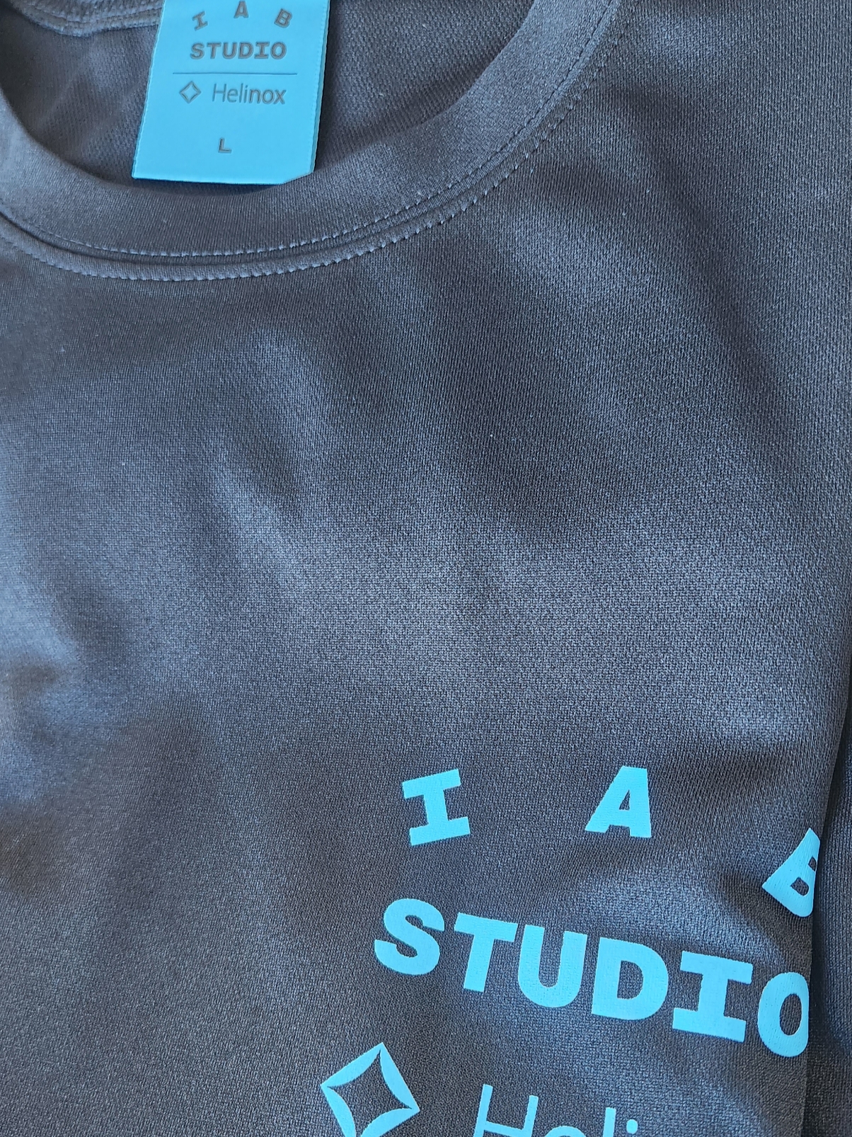 IAB Studio x Helinox T-Shirt Black 착용 스타일