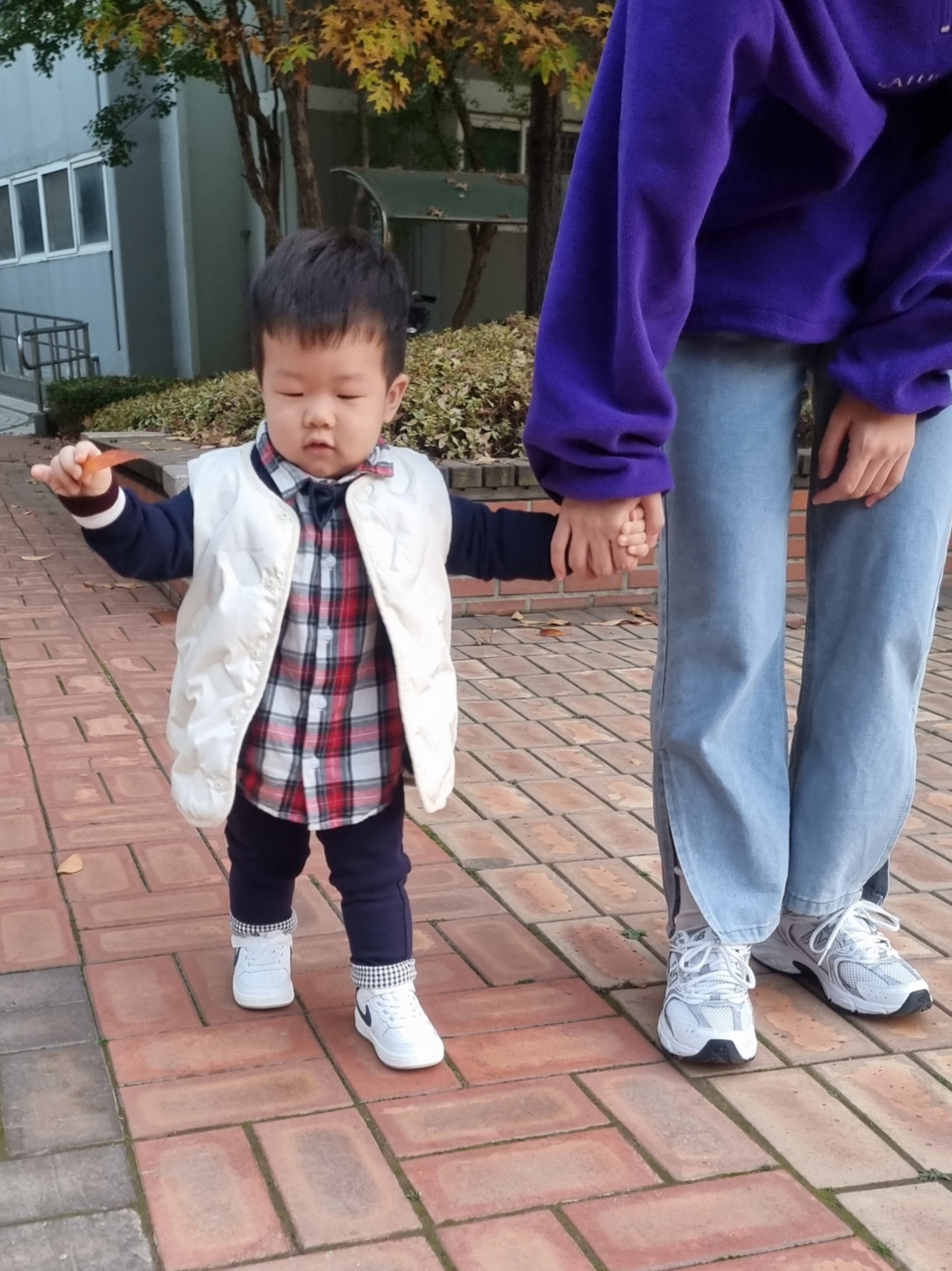 New Balance 530 White Silver 착용 스타일
