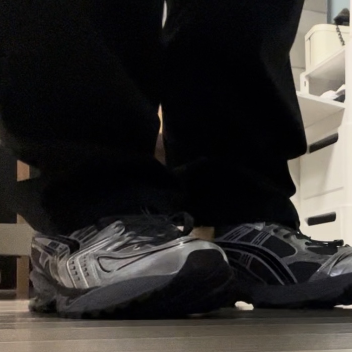Asics x Unaffected Gel-Kayano 14 Silver Moon 착용 스타일 - 1