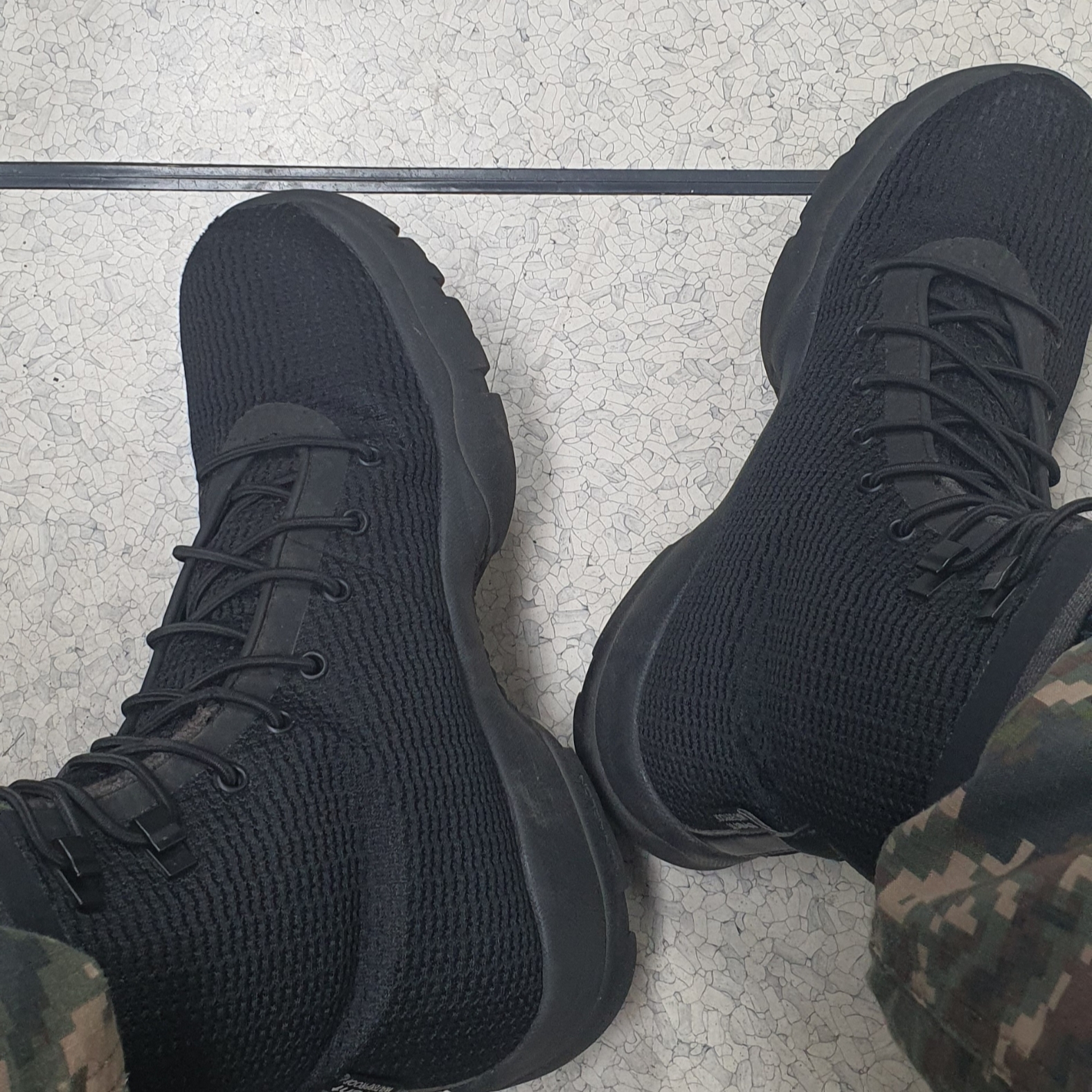 Jordan Future Boot Platinum 착용 스타일