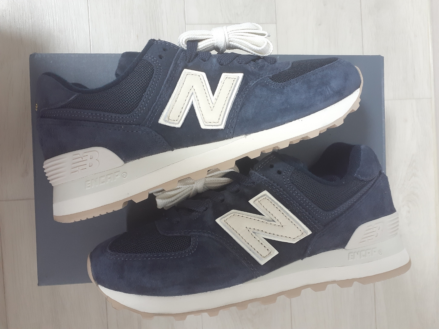 New Balance x Recto 574 Faded Navy Classic 착용 스타일