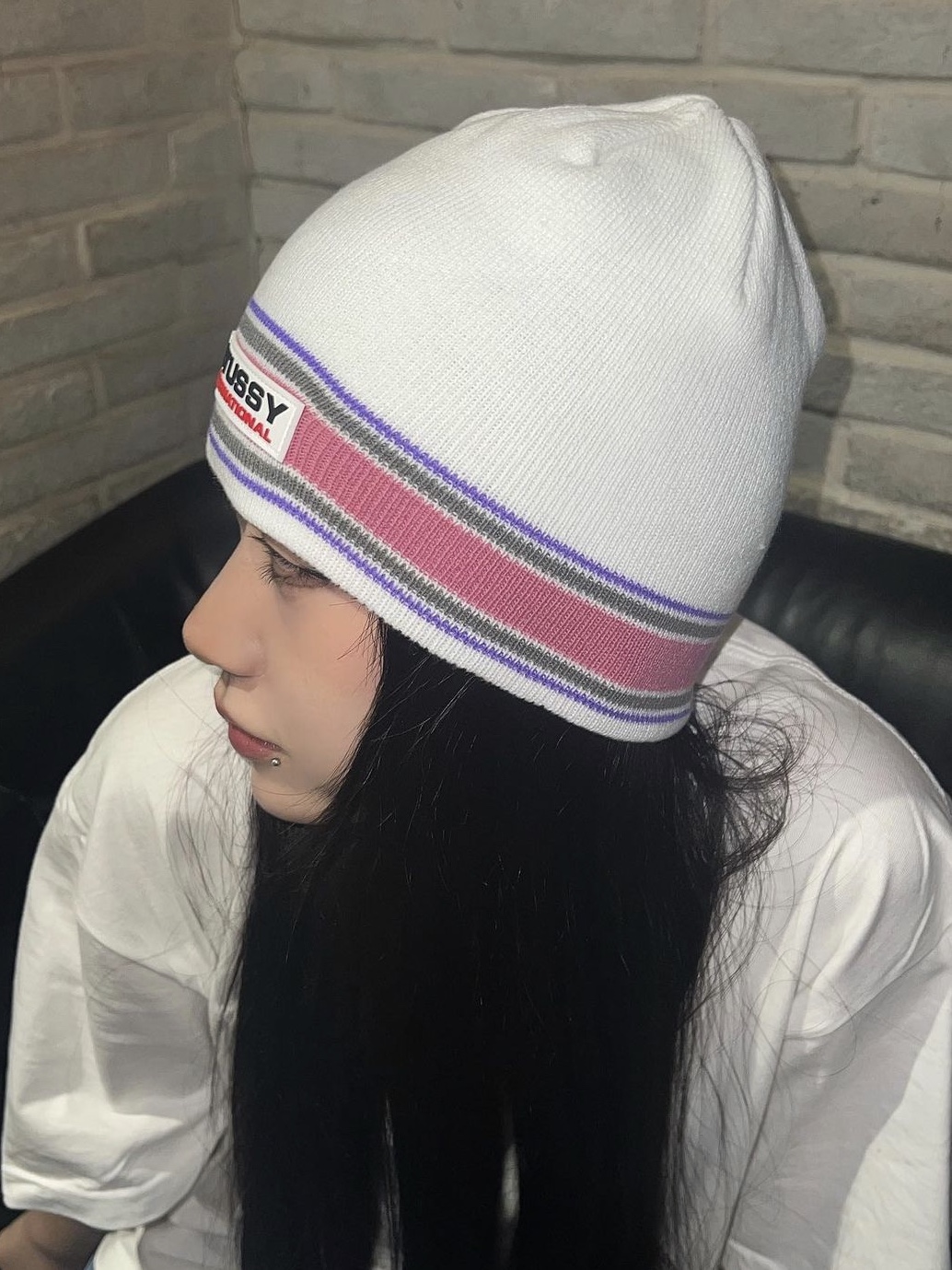 Stussy Striped Int'L Skull Cap White, Supreme Tonal Box Logo T-Shirt White - 23SS 착용 스타일 - 2