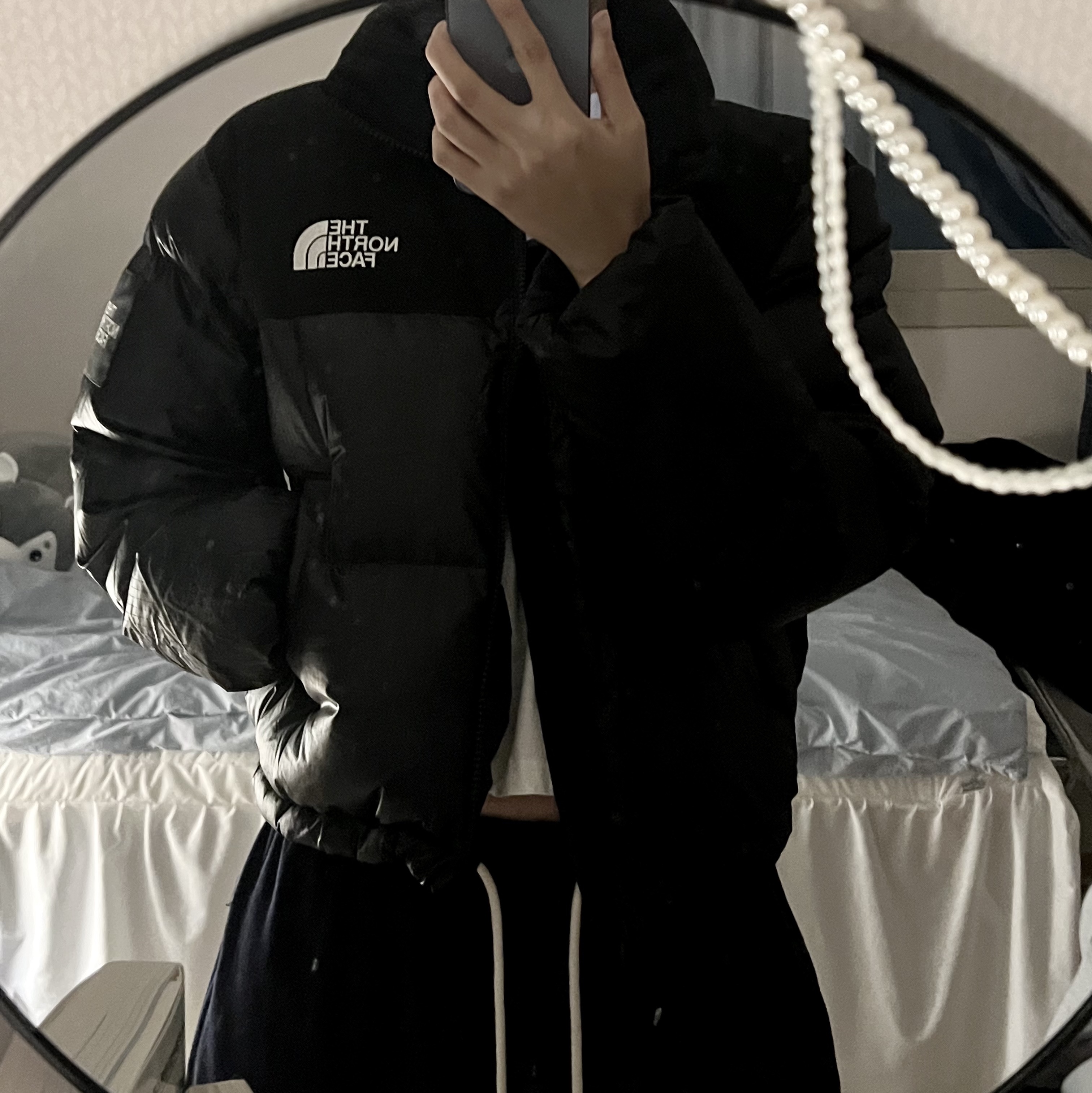 (W) The North Face White Label Novelty Nuptse Down Jacket Black 착용 스타일