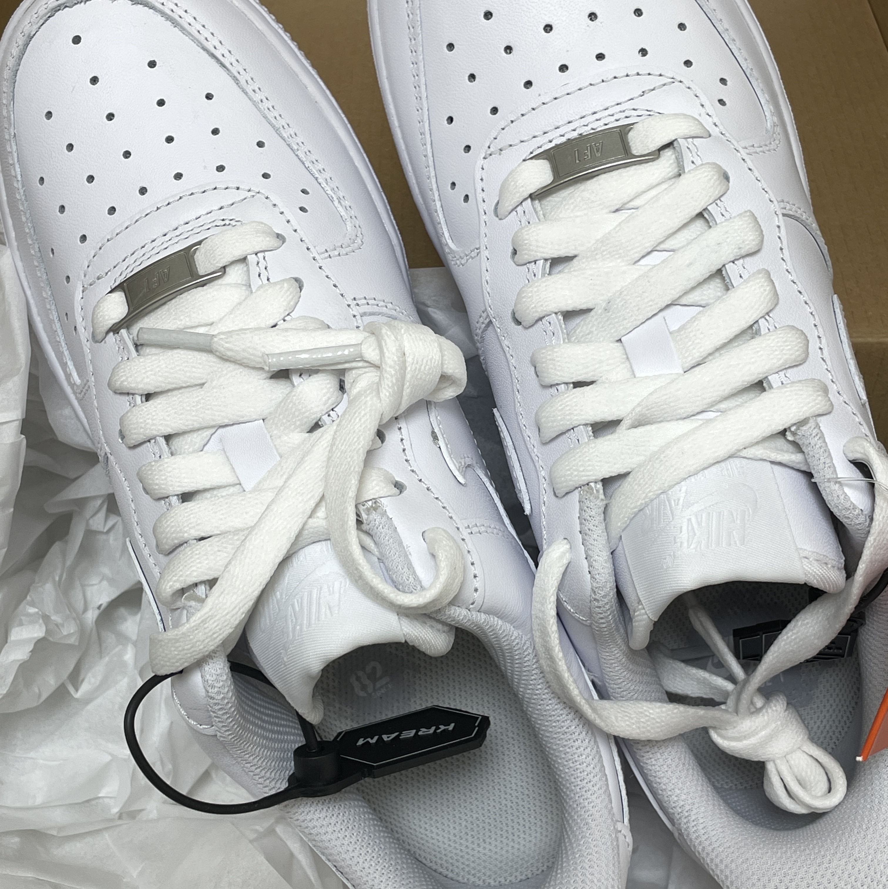 (W) Nike Air Force 1 '07 Low White 착용 스타일