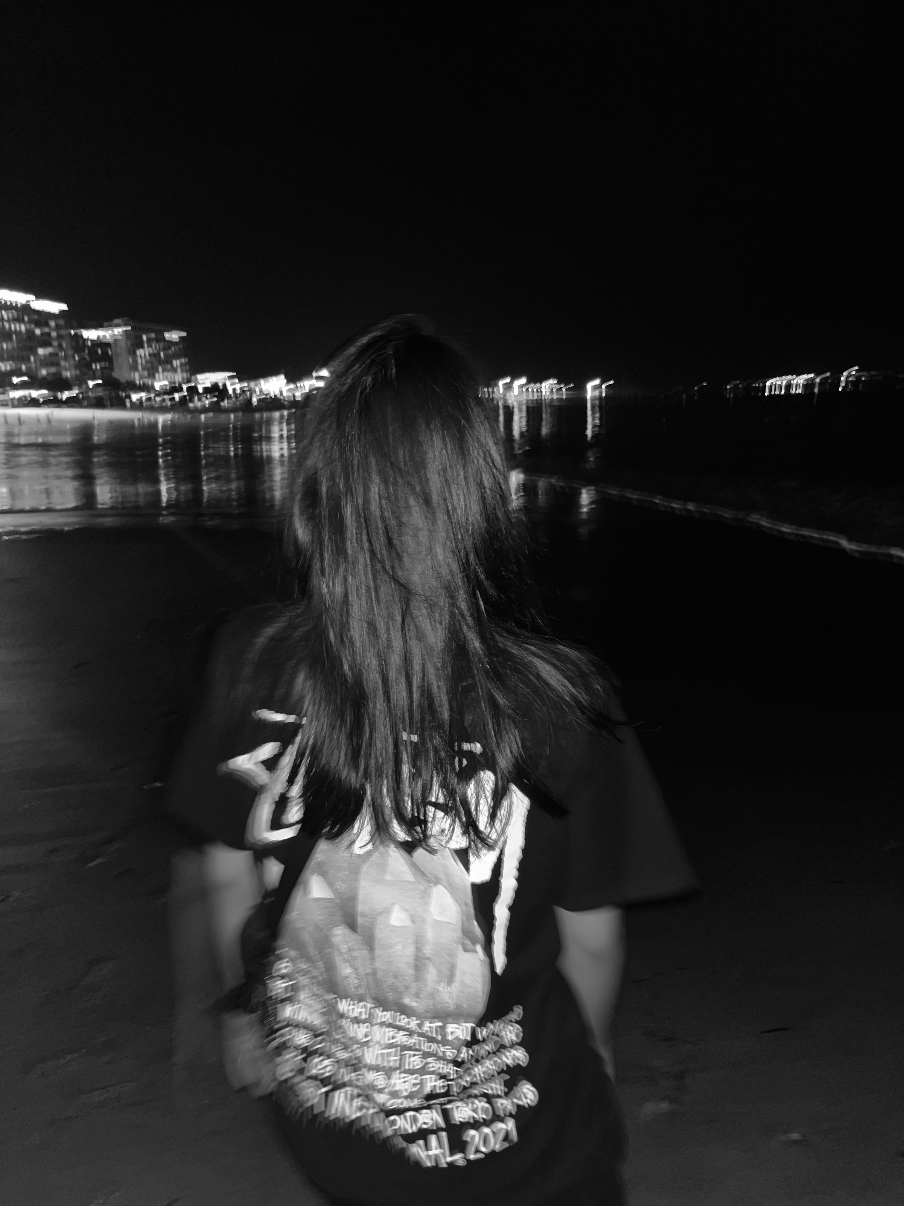 Stussy Reflection T-Shirt Black 착용 스타일