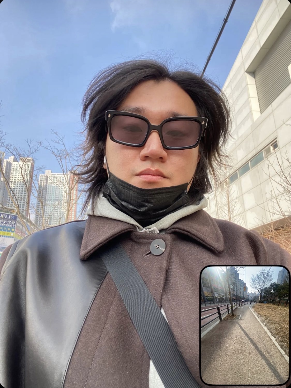 Zara x Studio Nicholson Leather Patch Coat Chocolate Brown, Zara x Ader Error Plastic Frame Sunglasses Black 착용 스타일