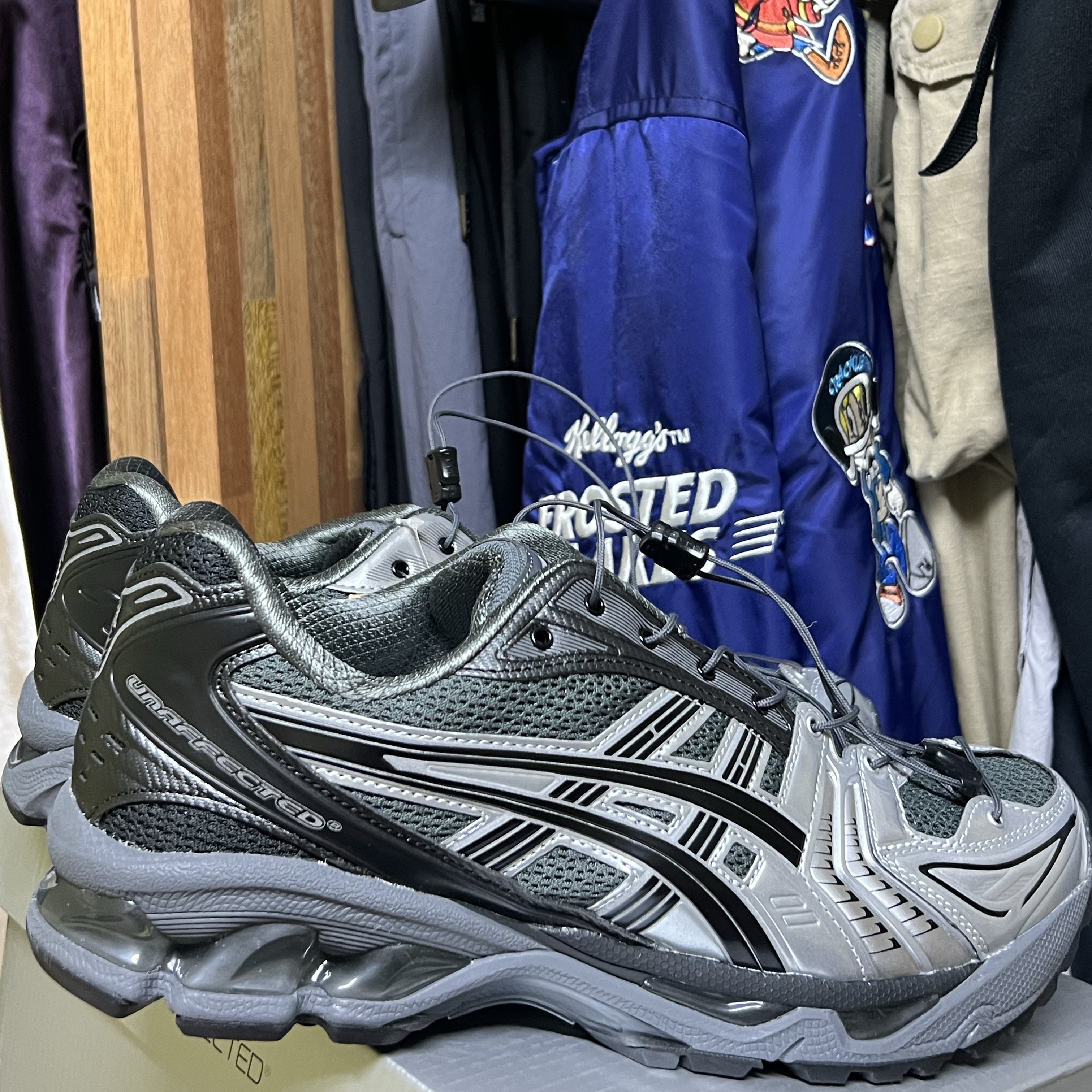Asics x Unaffected Gel-Kayano 14 Silver Moon 착용 스타일