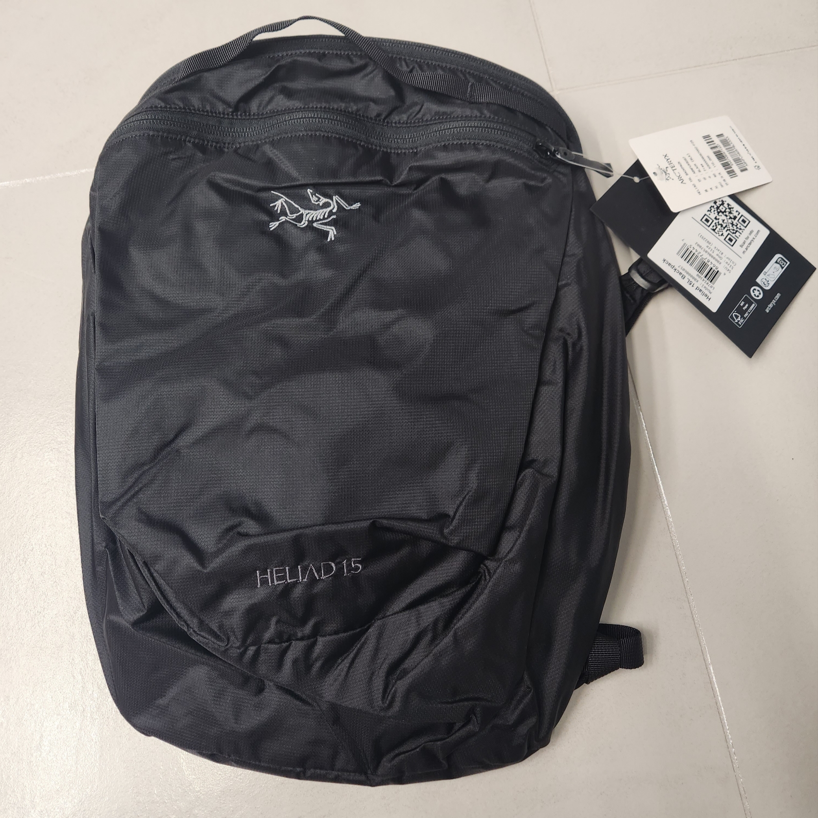 Arc'teryx Heliad 15 Backpack Black 착용 스타일
