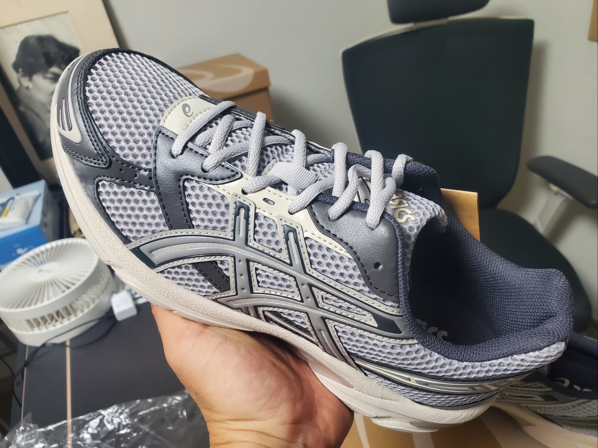 Asics Gel-1130 Oyster Grey Clay Grey 착용 스타일 - 1