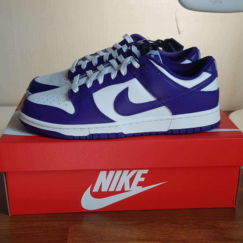 Nike Dunk Low Retro Championship Court Purple 착용 스타일
