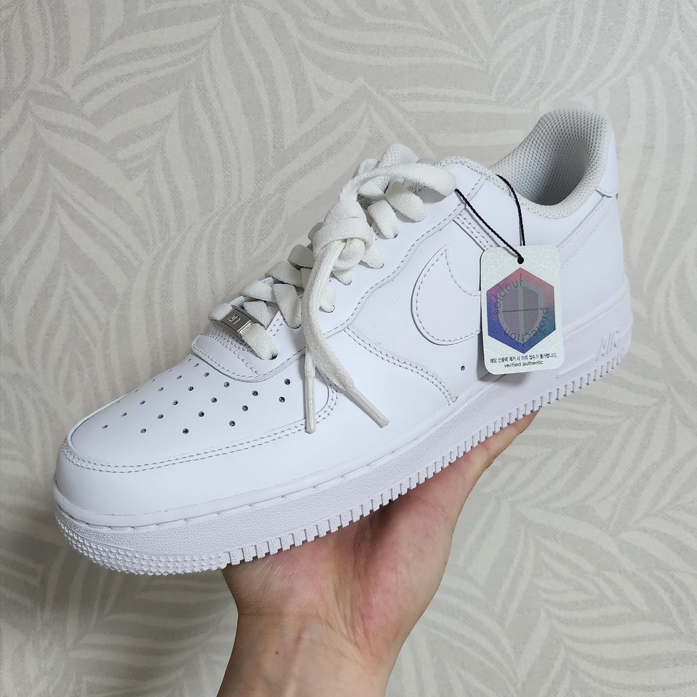 Nike Air Force 1 '07 Low White 착용 스타일 - 2