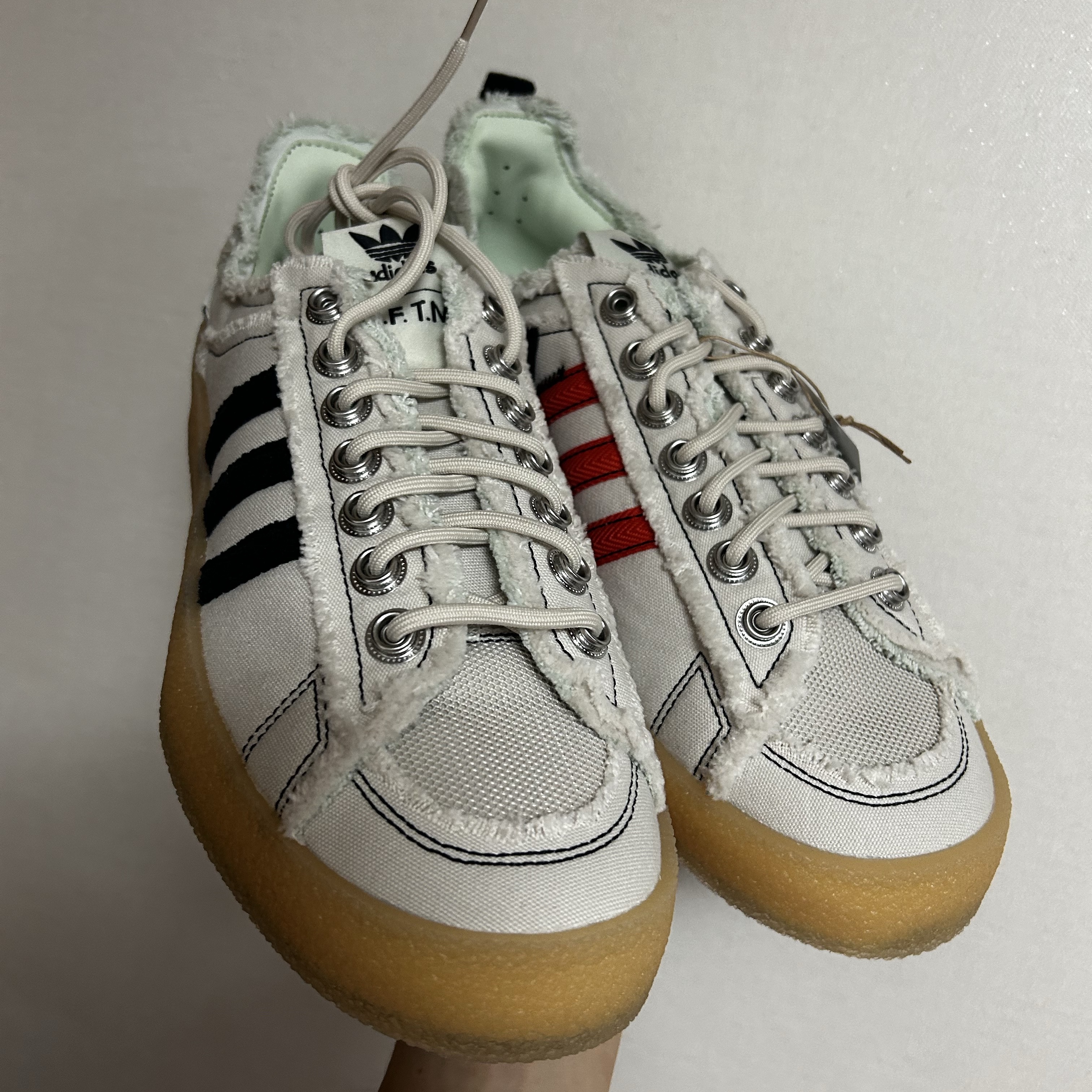 Adidas x Song for the Mute Campus 80s Bliss Core Black 착용 스타일 - 3