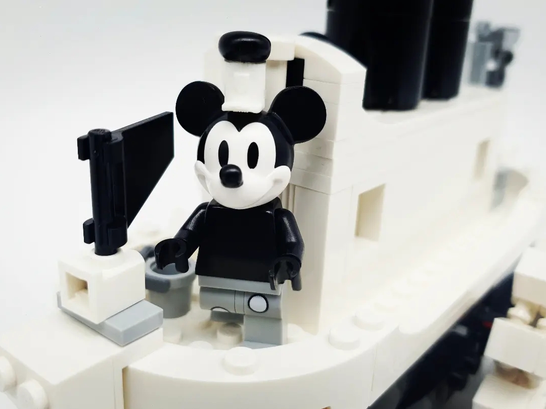 Lego Disney Mini Steamboat Willie 착용 스타일 - 2