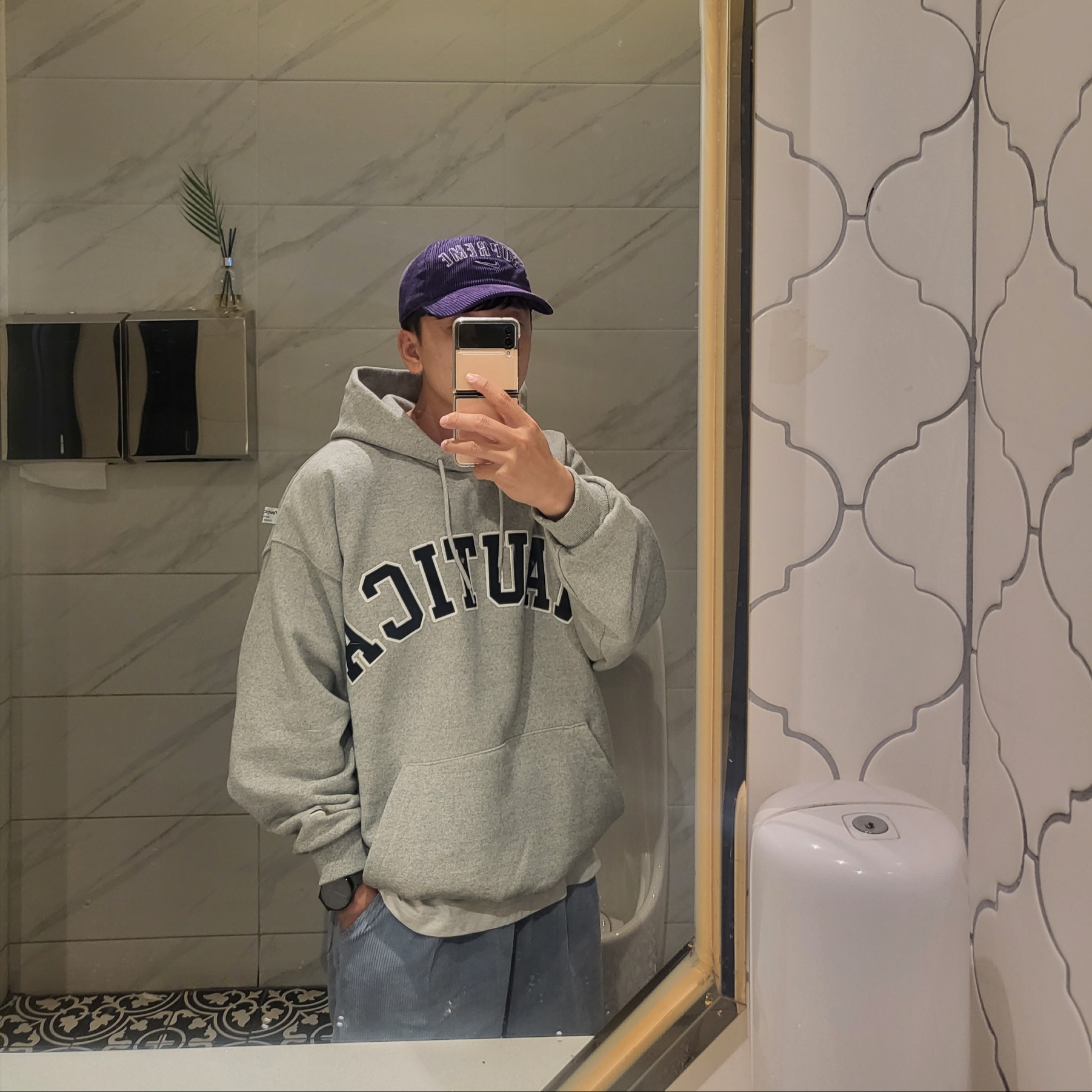 Supreme x Nike Arc Corduroy 6-Panel Purple - 22SS, New Balance 993 Made in USA Grey - D Standard 착용 스타일 - 4