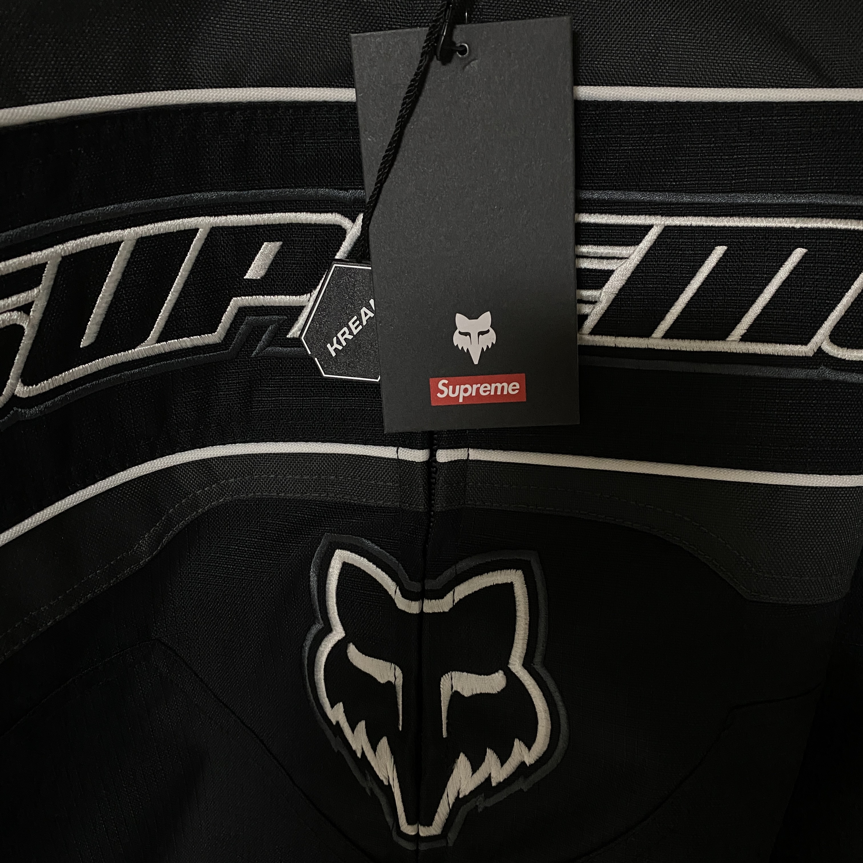 Supreme x Fox Racing Jacket Black - 23FW 착용 스타일 - 1