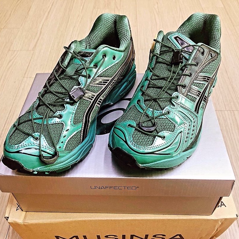 Asics x Unaffected Gel-Kayano 14 Uranus Green 착용 스타일 - 1