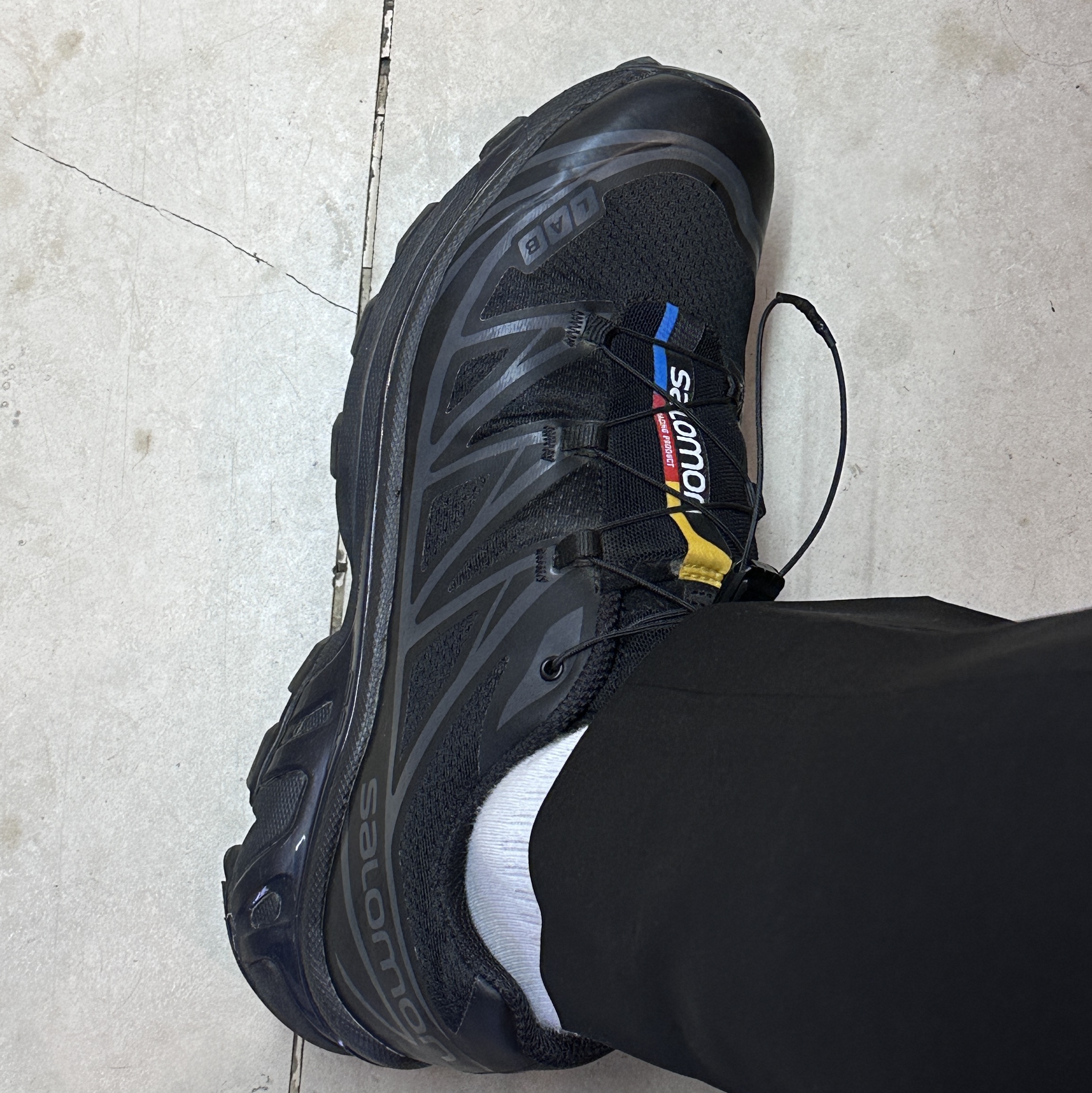 Salomon XT-6 ADV Black 착용 스타일