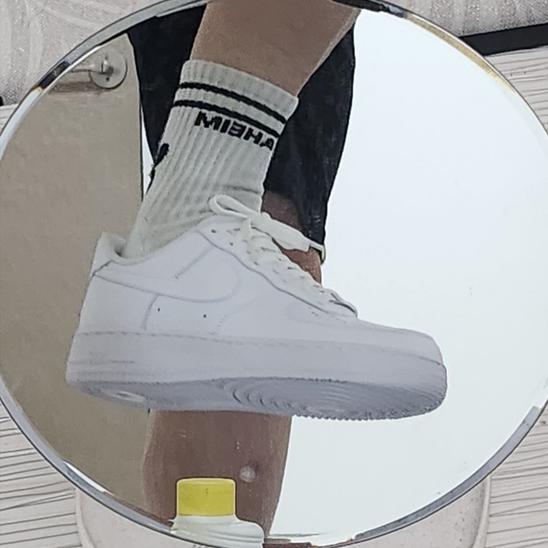 Nike Air Force 1 '07 Low White 착용 스타일 - 1