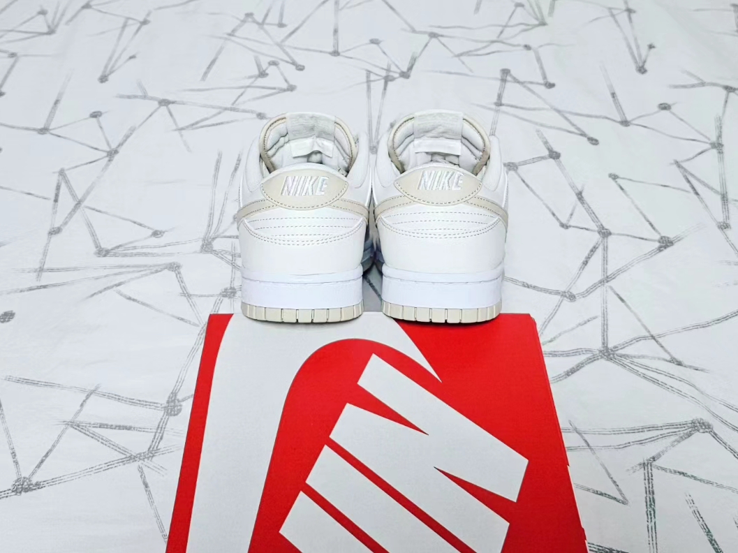 Nike Dunk Low Retro Phantom Sanddrift 착용 스타일 - 5