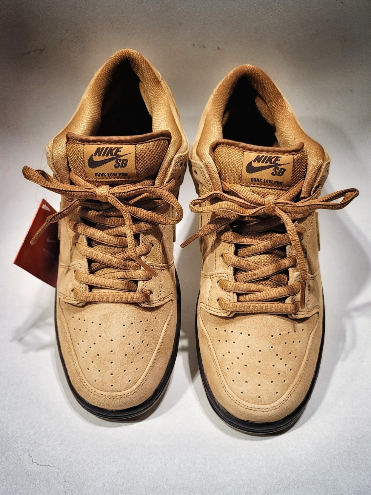 Nike SB Dunk Low Pro Wheat 2023 착용 스타일 - 2