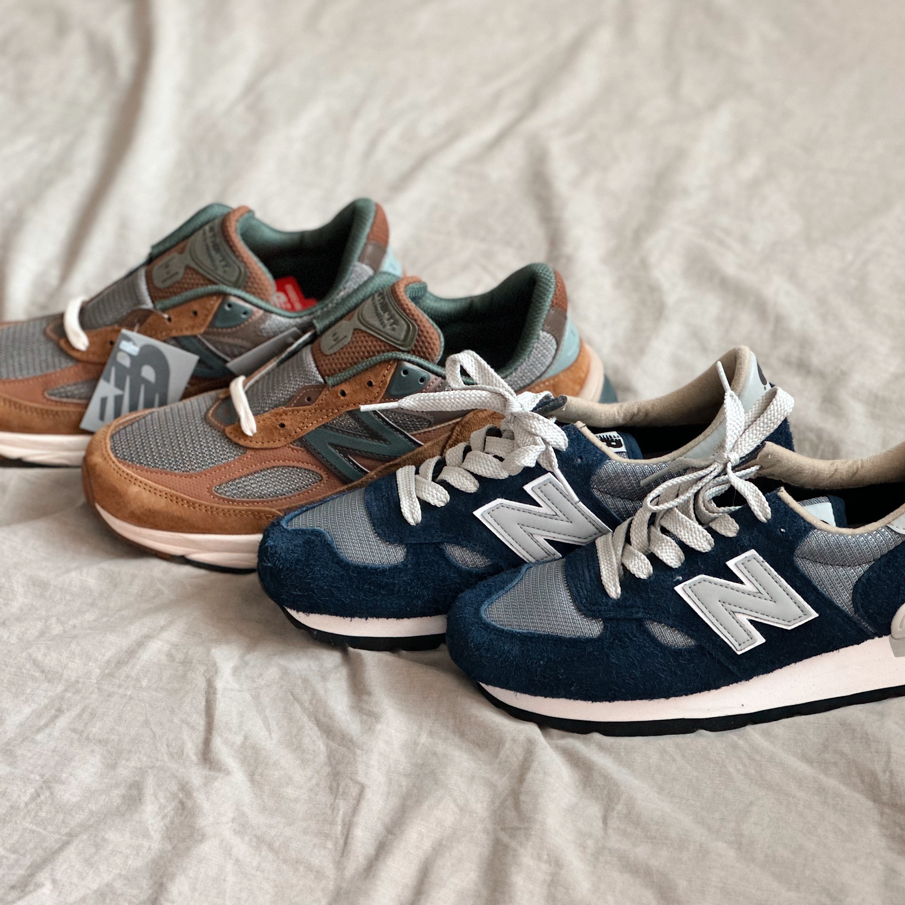 New Balance x Carhartt WIP 990v1 Made in USA Sculpture Center, New Balance x Carhartt WIP 990v6 Made in USA Hamilton Brown Military Green 착용 스타일 - 2