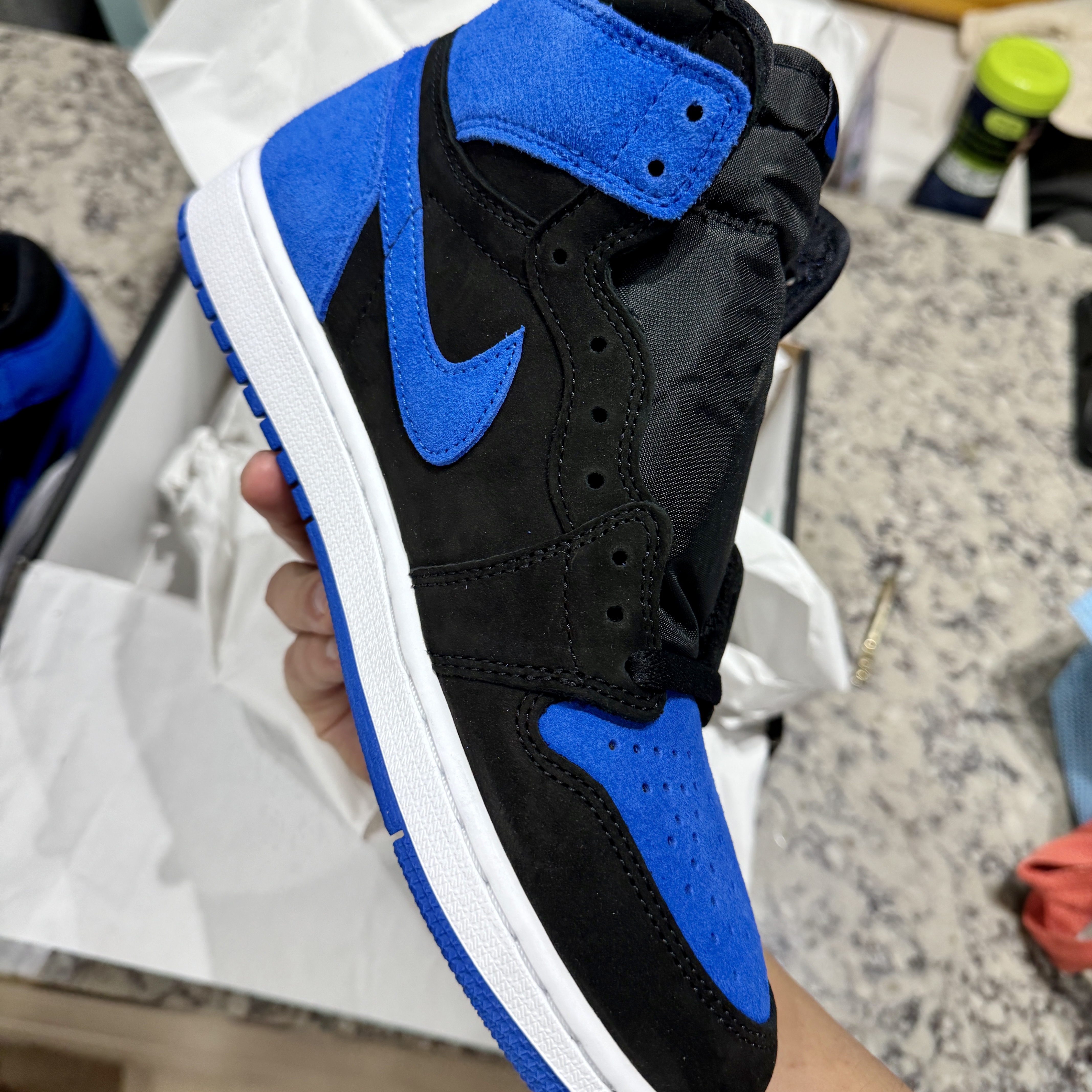 Jordan 1 Retro High OG Royal Reimagined 착용 스타일 - 2