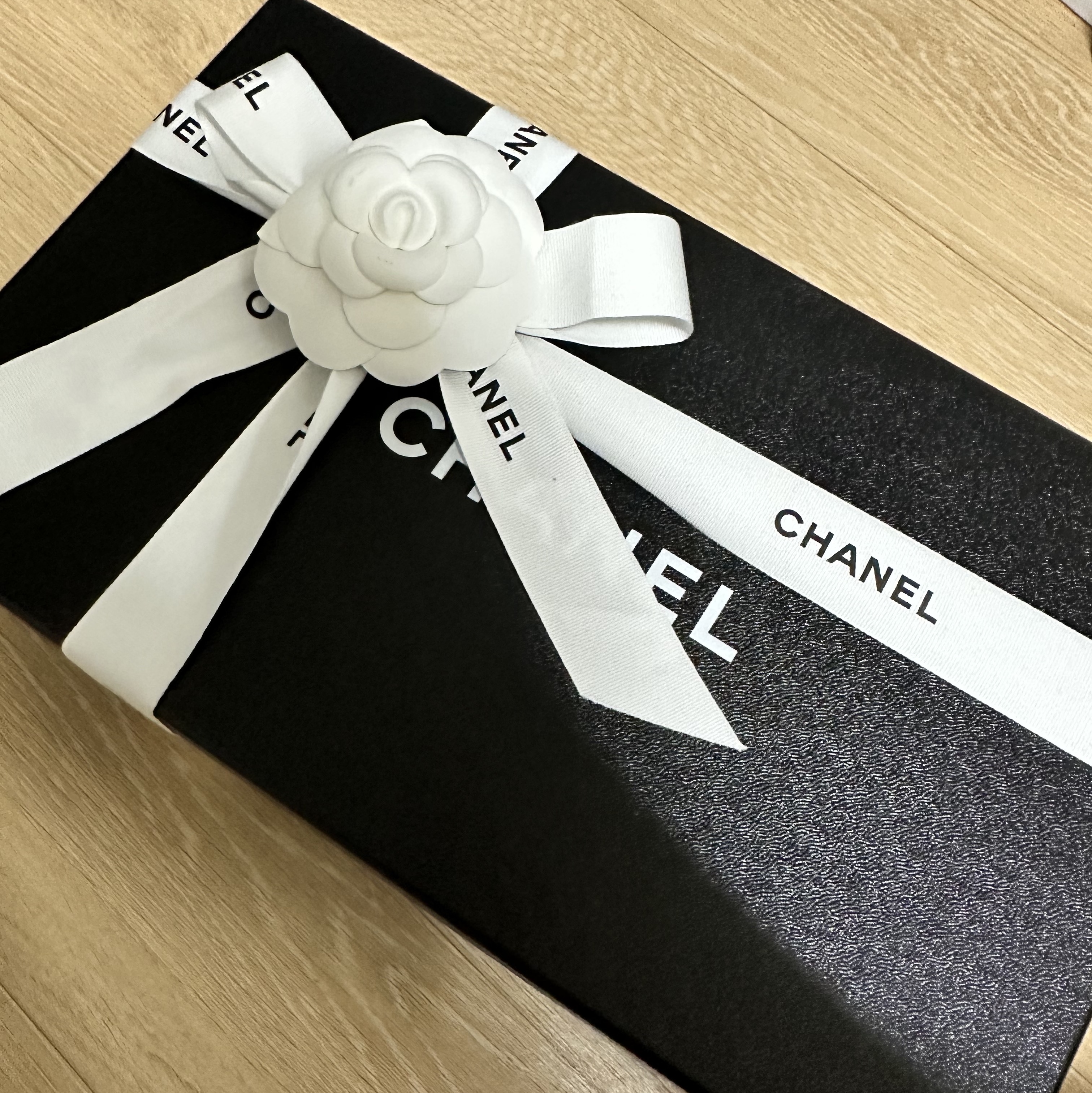 (W) Chanel Ballerina Flat Lambskin & Beige Black 착용 스타일 - 1