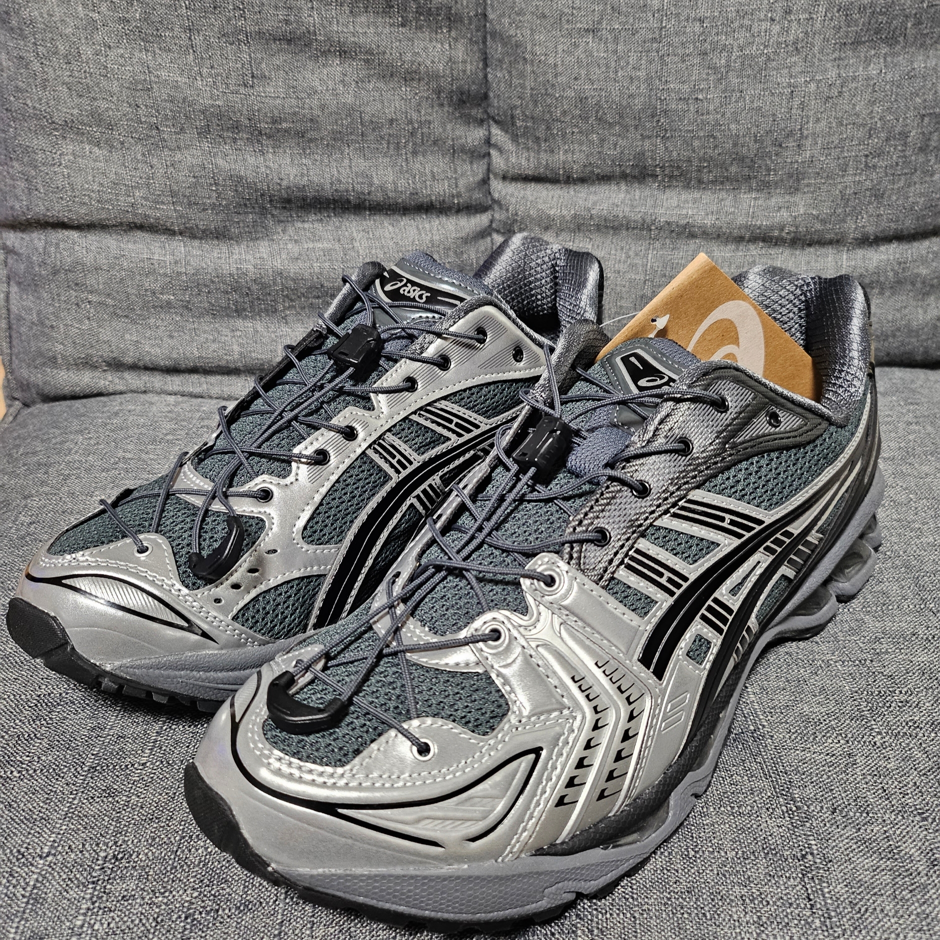 Asics x Unaffected Gel-Kayano 14 Silver Moon 착용 스타일
