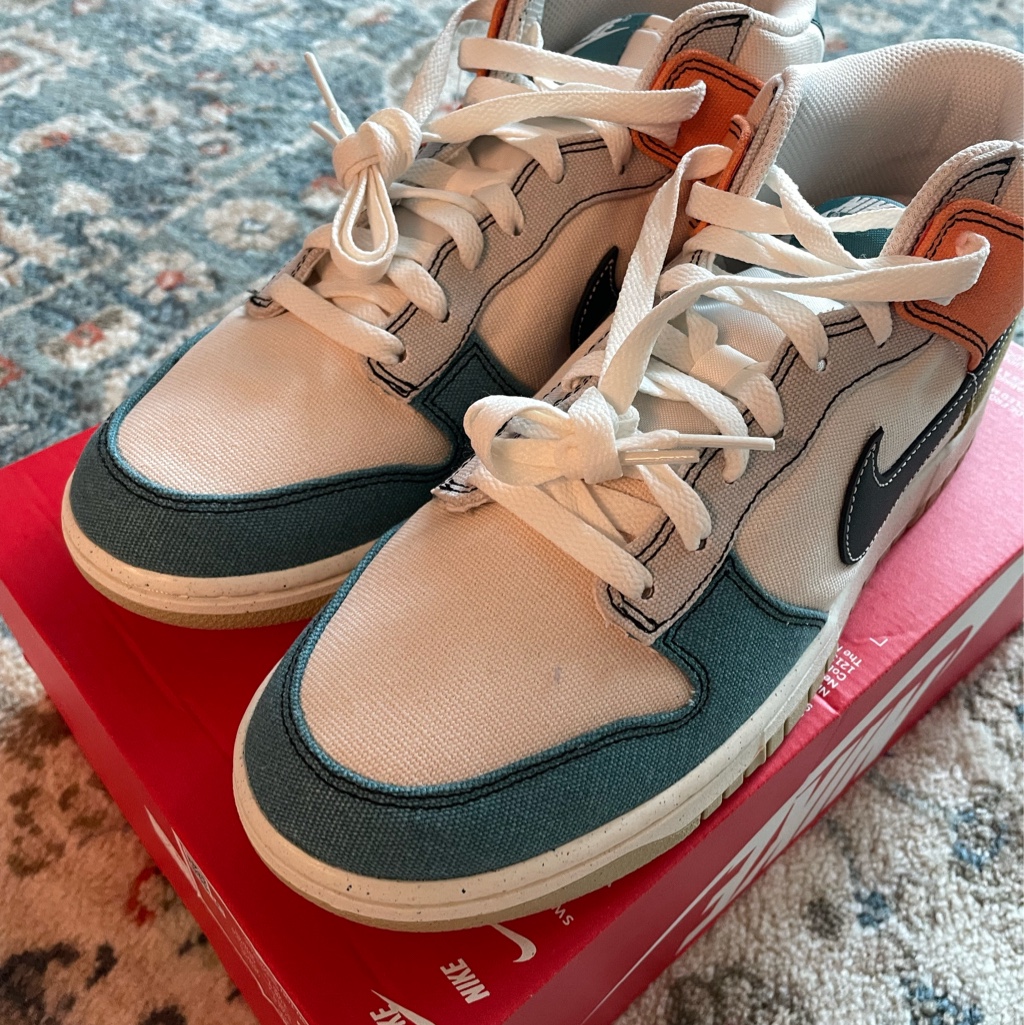 Nike Dunk Mid Mineral Teal and Moss 착용 스타일 - 3