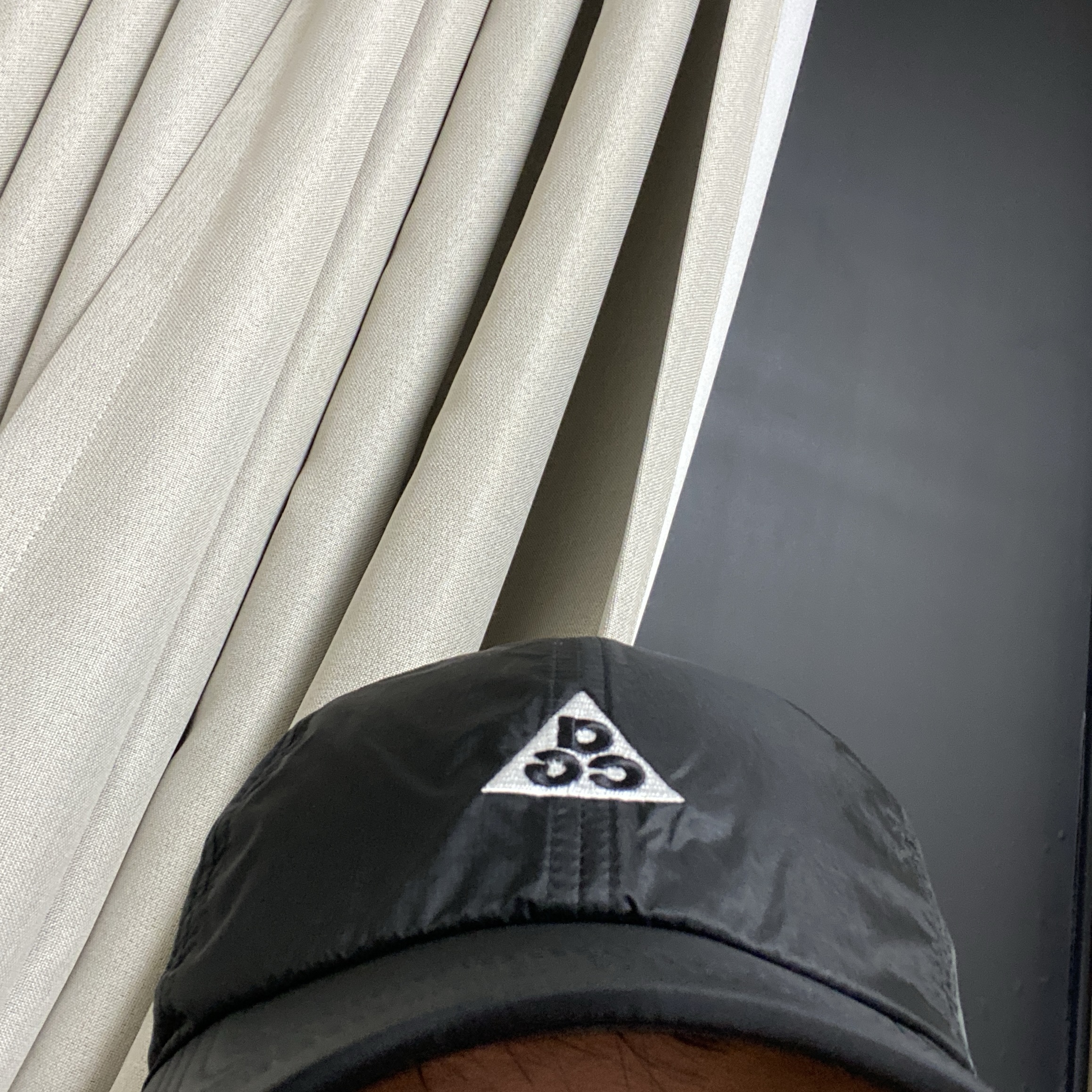 Nike ACG Trail Cap Black 착용 스타일