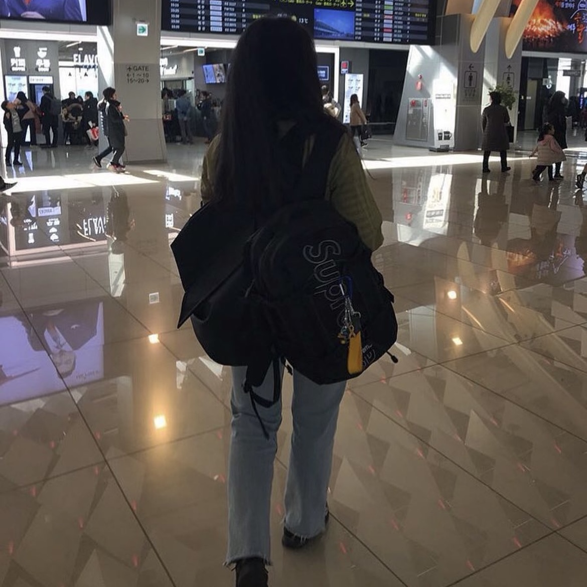 Supreme Backpack Black - 18FW 착용 스타일