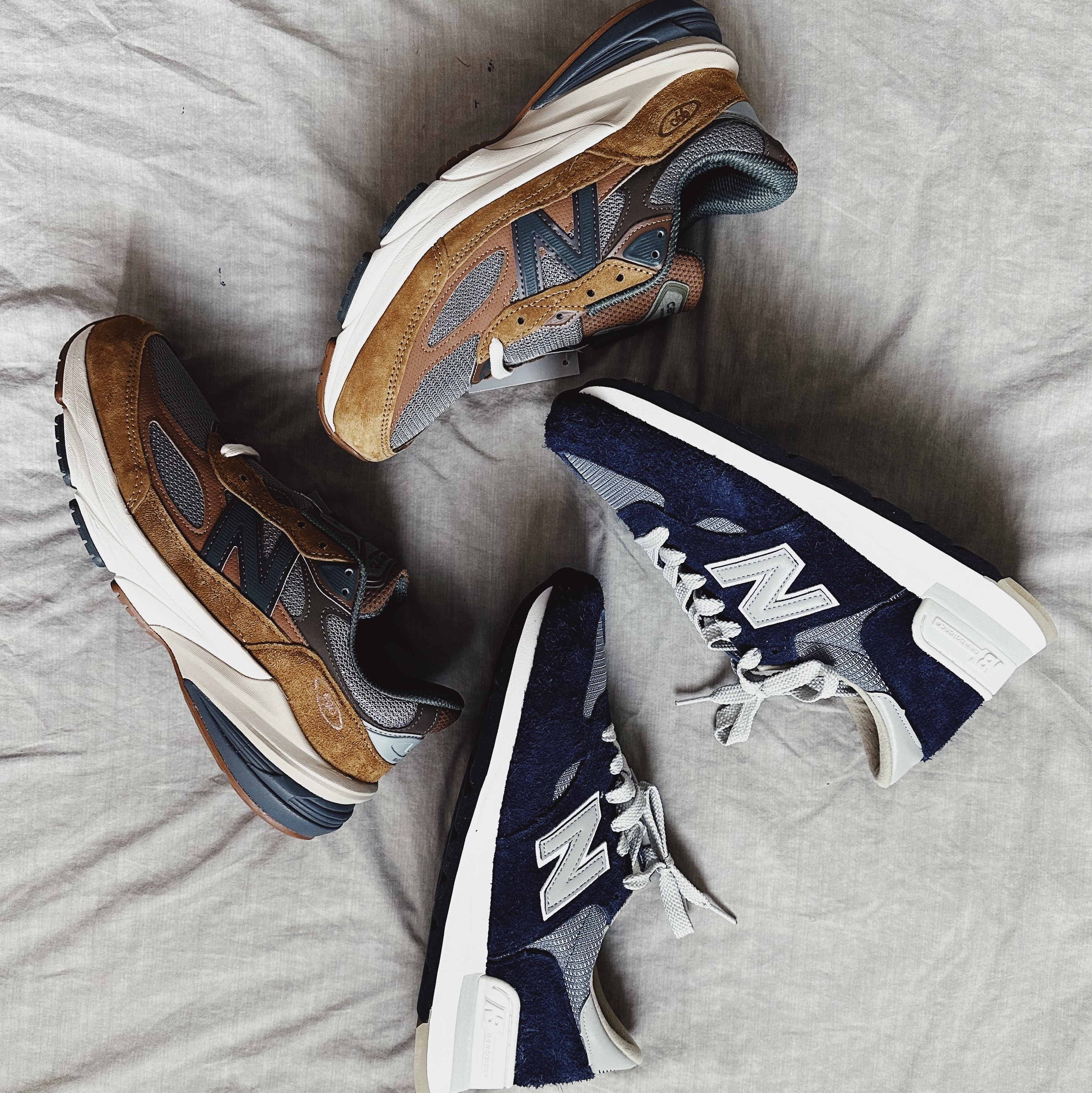 New Balance x Carhartt WIP 990v1 Made in USA Sculpture Center, New Balance x Carhartt WIP 990v6 Made in USA Hamilton Brown Military Green 착용 스타일 - 1