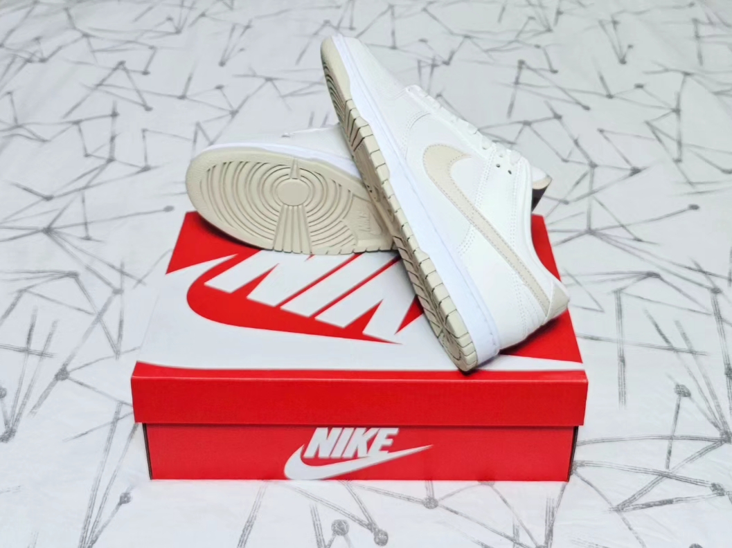 Nike Dunk Low Retro Phantom Sanddrift 착용 스타일 - 4