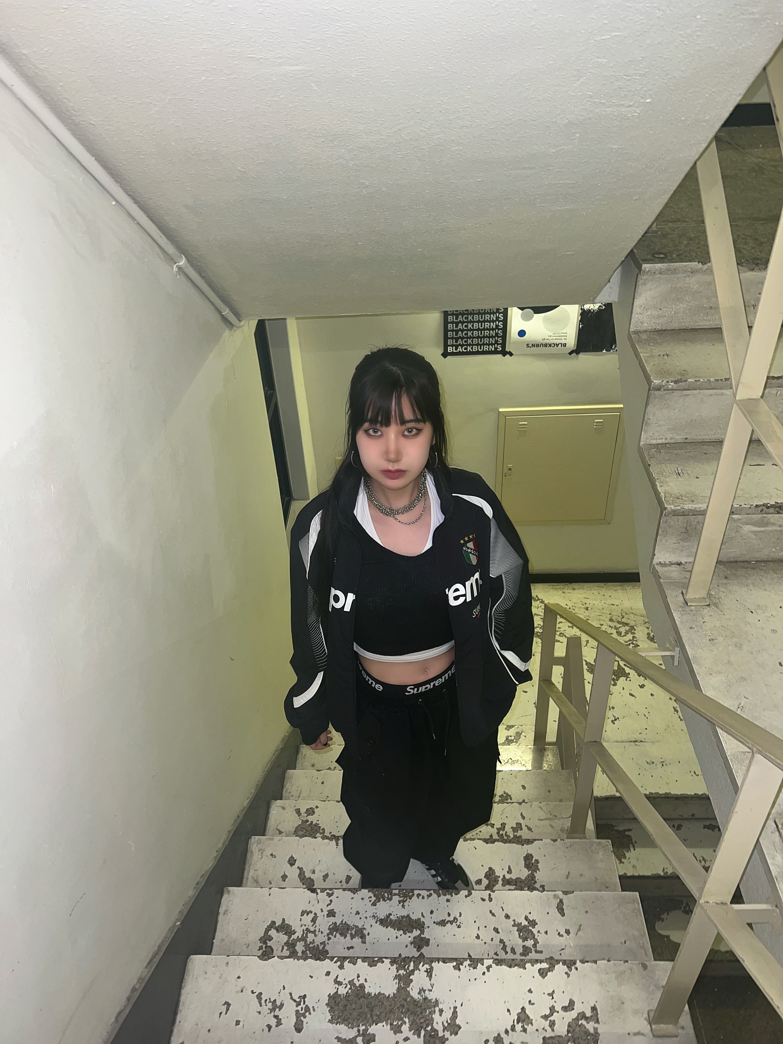 Supreme x Umbro Track Jacket Black - 22SS, Adidas Samba Vegan Black White 착용 스타일 - 5