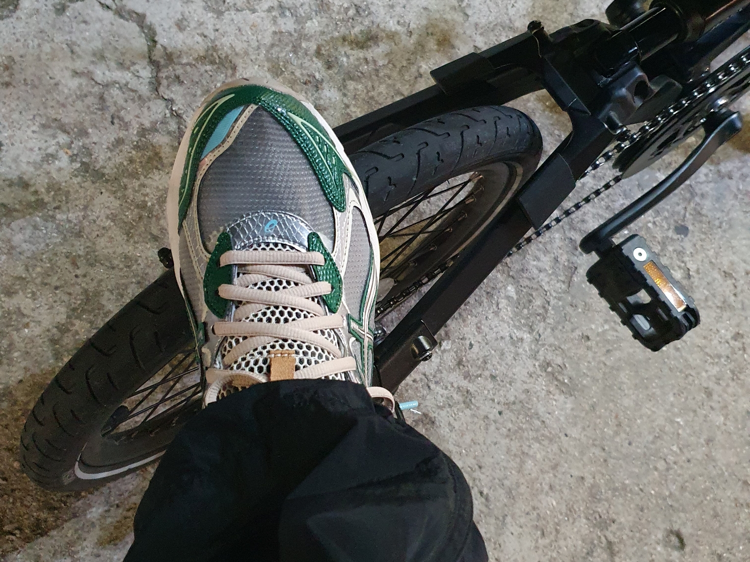 Asics x Above The Clouds GT-2160 Cream Shamrock Green 착용 스타일