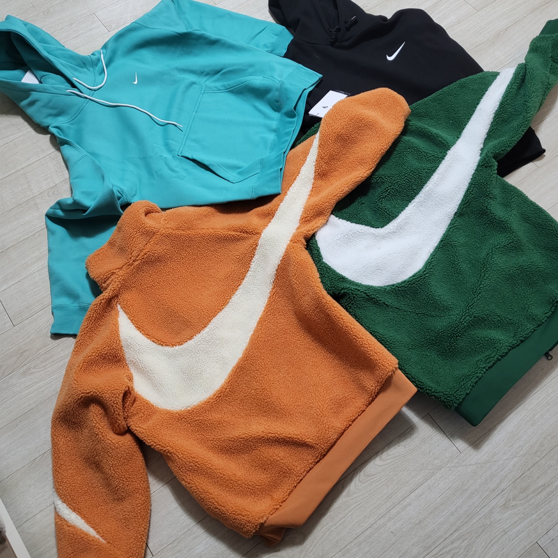 Nike Big Swoosh Full Zip Jacket Gorge Green White 착용 스타일 - 2