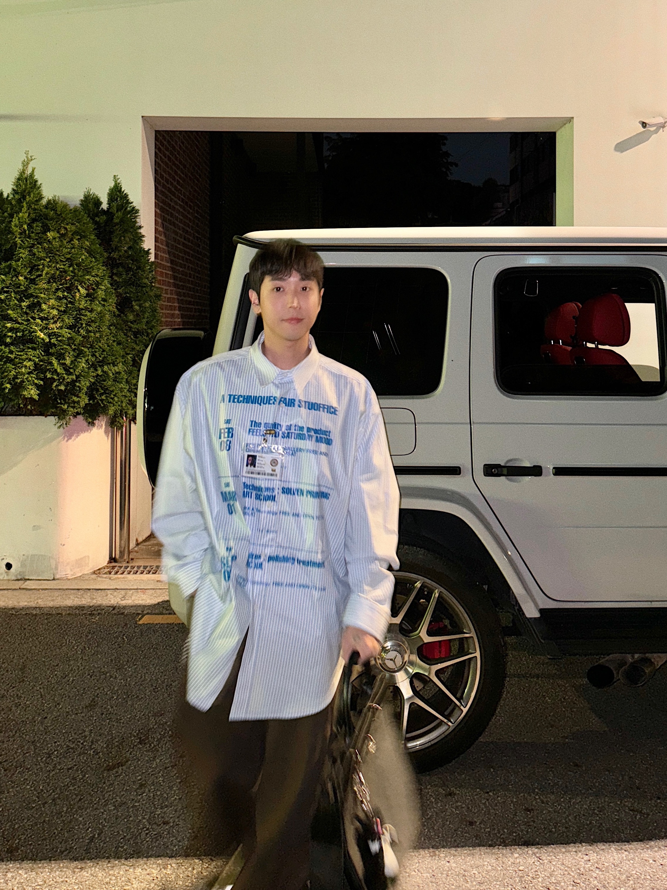 STU Coated Printing Stripe Shirts Sky Blue With Name Tag, STU x Monamhee Stu 착용 스타일 - 4