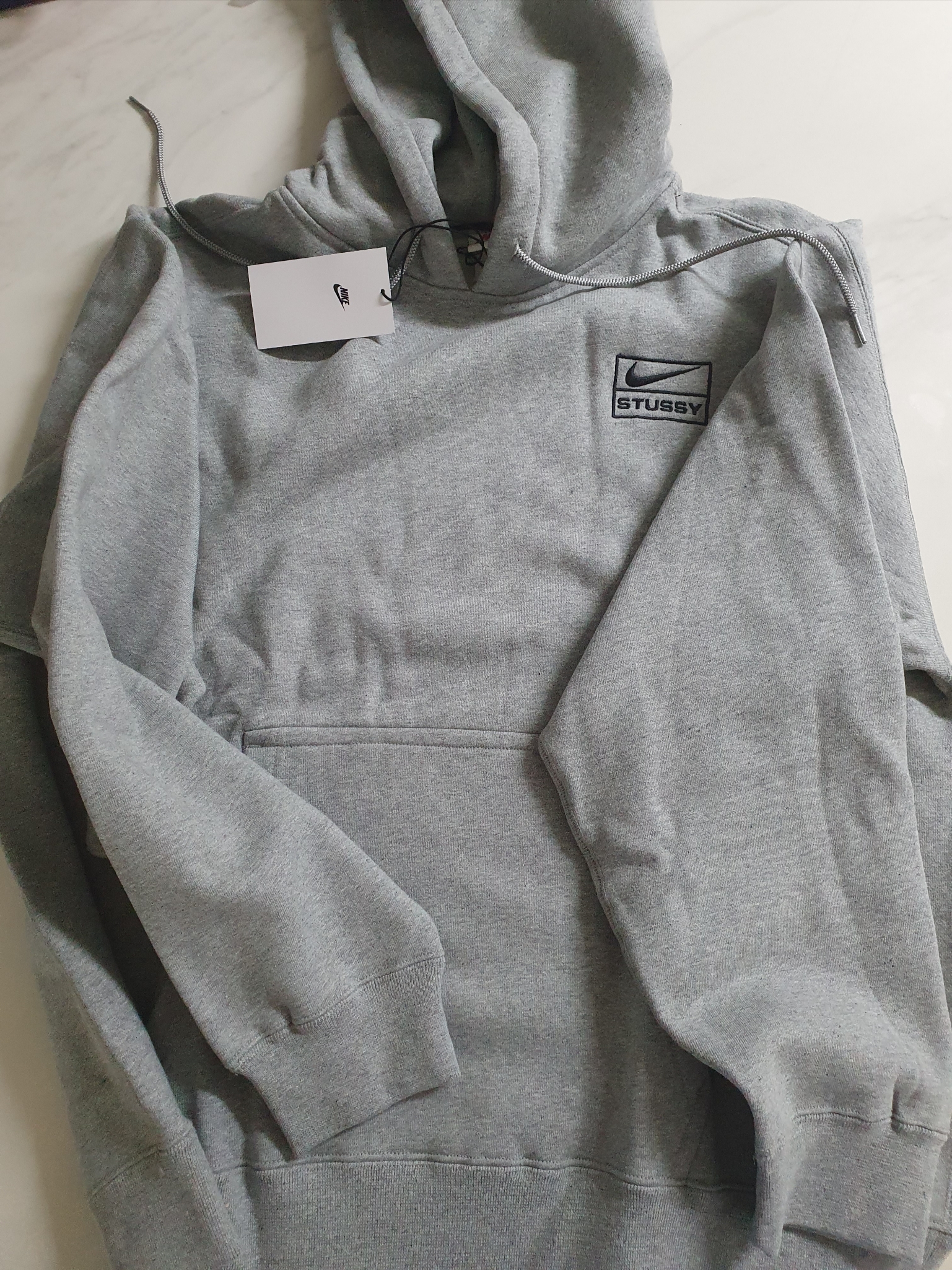 Nike x Stussy NRG RA Pullover Hoodie Dark Grey Heather (DJ9488-063) 착용 스타일