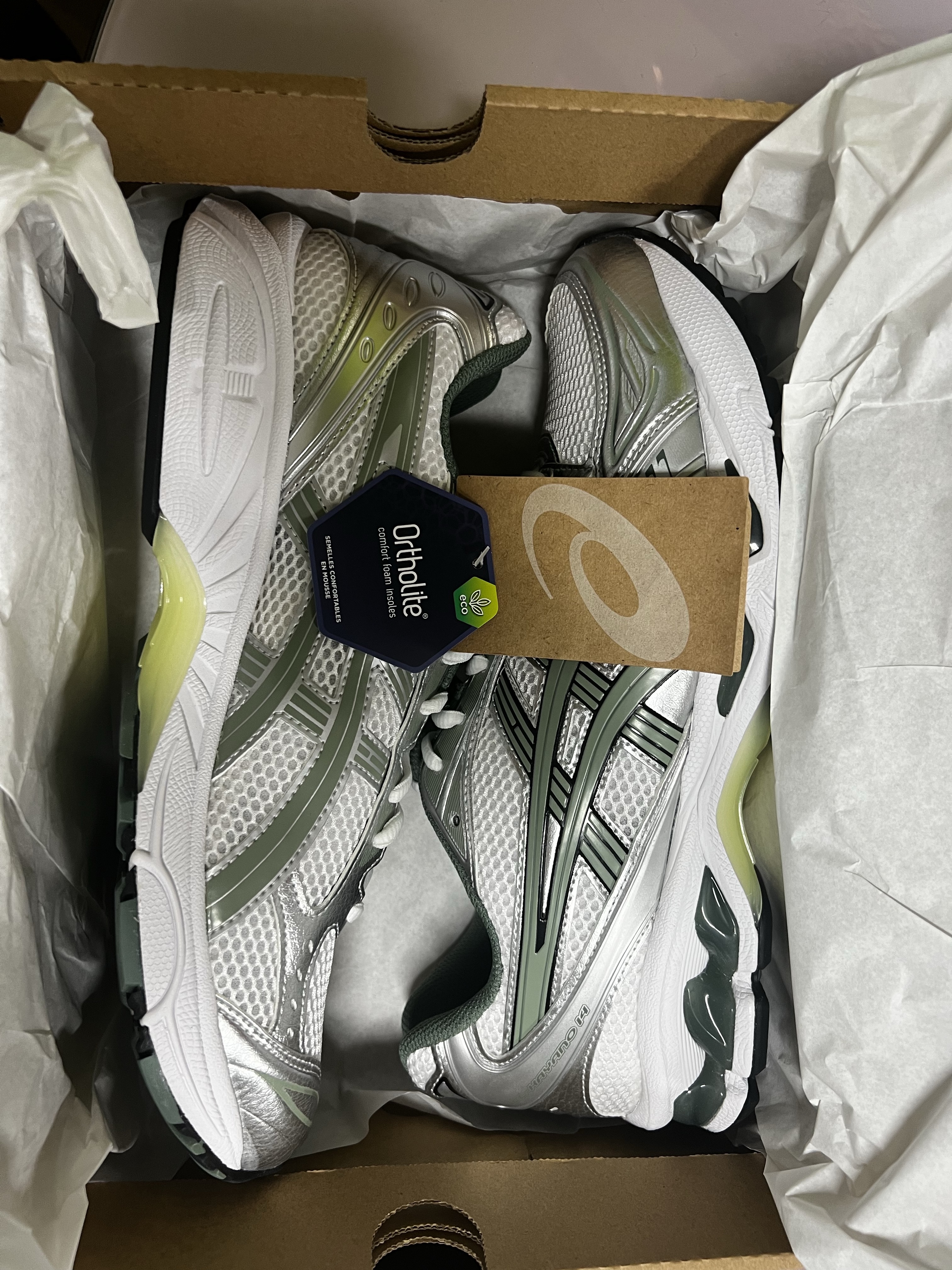 Asics Gel-Kayano 14 White Slate Grey 착용 스타일